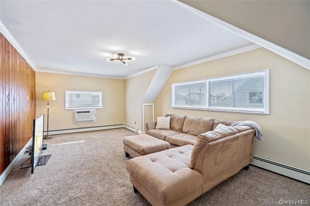 68 Summer Lane, Oyster Bay, NY, 4 Bedrooms Bedrooms, 6 Rooms Rooms,1 BathroomBathrooms,Residential Lease,For Rent,Summer,0,1014410 68 Summer Lane, Oyster Bay, NY, 4 Bedrooms Bedrooms, 6 Rooms Rooms,1 BathroomBathrooms,Residential Lease,For Rent,Summer,0,1014410