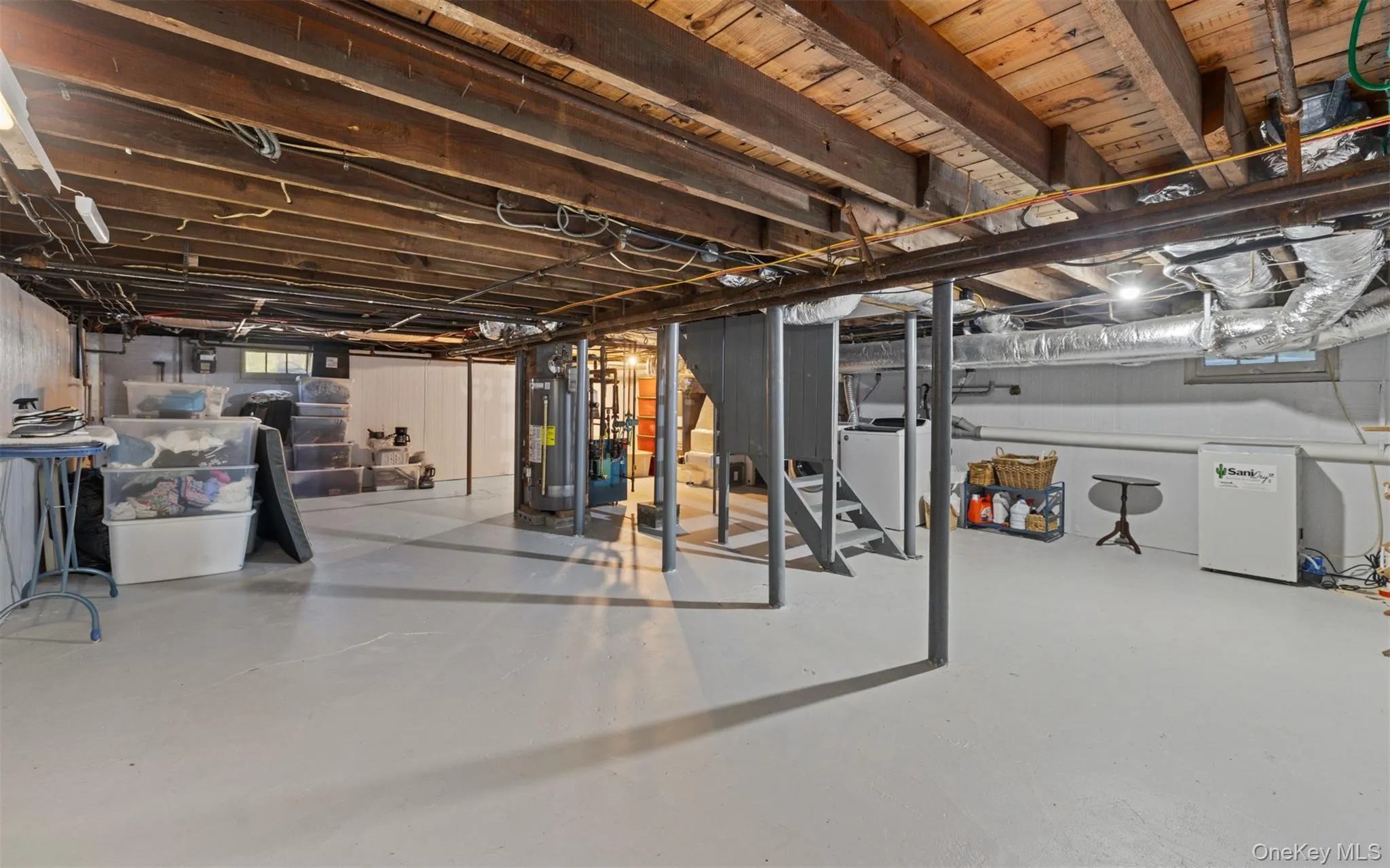 Full dry basement with Healthy Basement french drain and humidifier Full dry basement with Healthy Basement french drain and humidifier