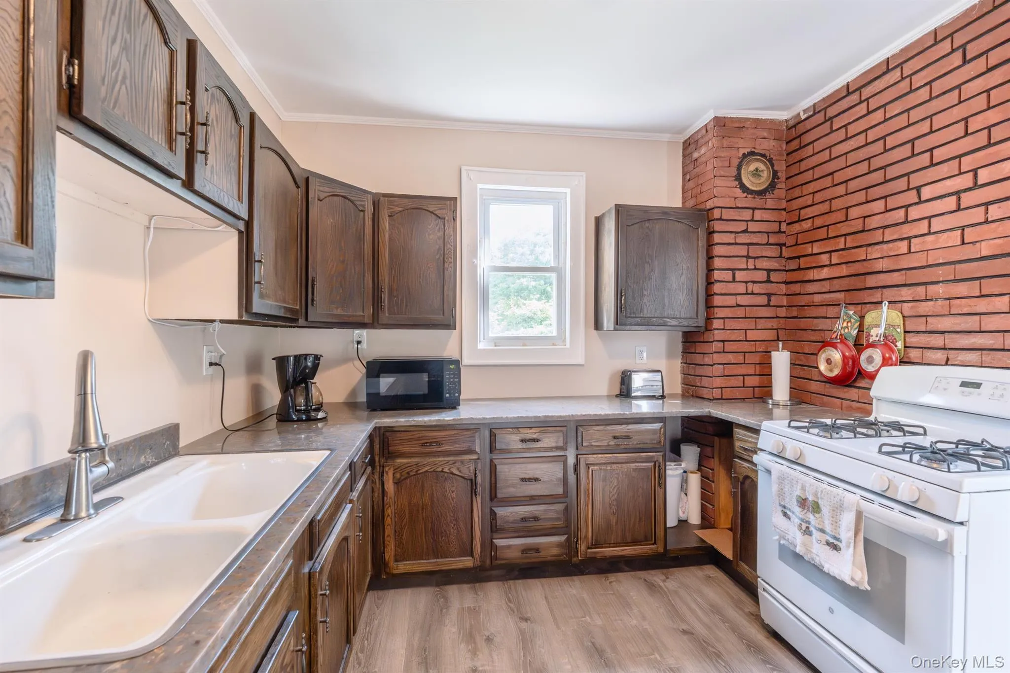 19 Union Street, Kingston, NY, 3 Bedrooms Bedrooms, 7 Rooms Rooms,1 BathroomBathrooms,Residential,For Rent,Union,0,1014412 19 Union Street, Kingston, NY, 3 Bedrooms Bedrooms, 7 Rooms Rooms,1 BathroomBathrooms,Residential,For Rent,Union,0,1014412
