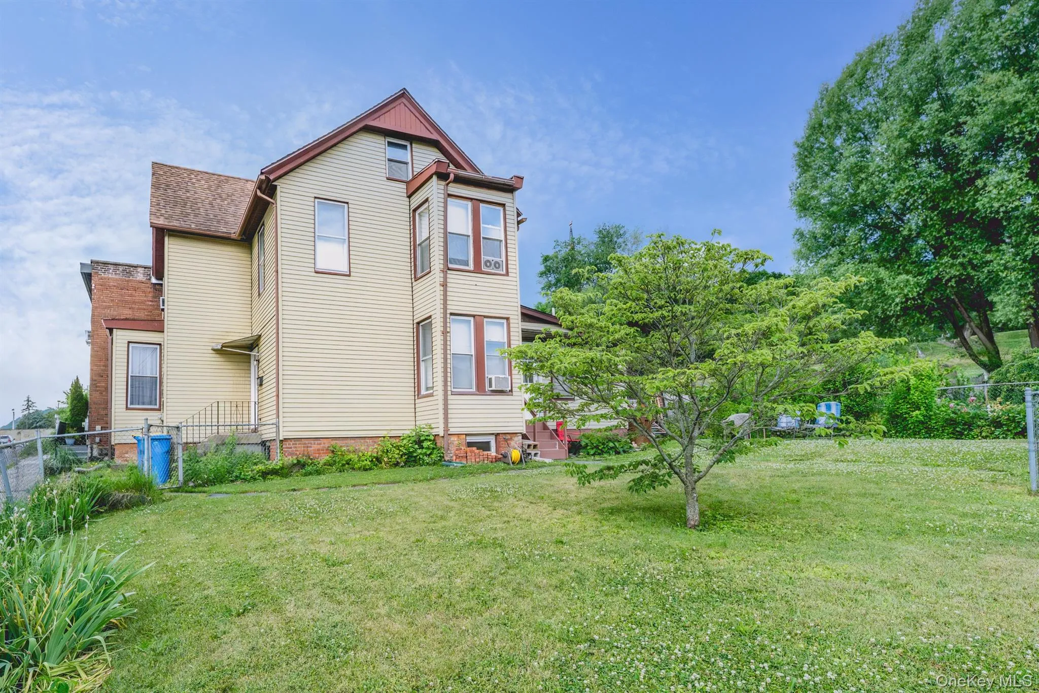 19 Union Street, Kingston, NY, 3 Bedrooms Bedrooms, 7 Rooms Rooms,1 BathroomBathrooms,Residential,For Rent,Union,0,1014412 19 Union Street, Kingston, NY, 3 Bedrooms Bedrooms, 7 Rooms Rooms,1 BathroomBathrooms,Residential,For Rent,Union,0,1014412