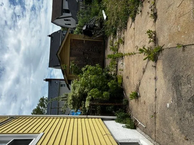 191-40 112th Road, New York, NY, 3 Bedrooms Bedrooms, 8 Rooms Rooms,1 BathroomBathrooms,Residential,For Rent,112th,0,1014421 191-40 112th Road, New York, NY, 3 Bedrooms Bedrooms, 8 Rooms Rooms,1 BathroomBathrooms,Residential,For Rent,112th,0,1014421
