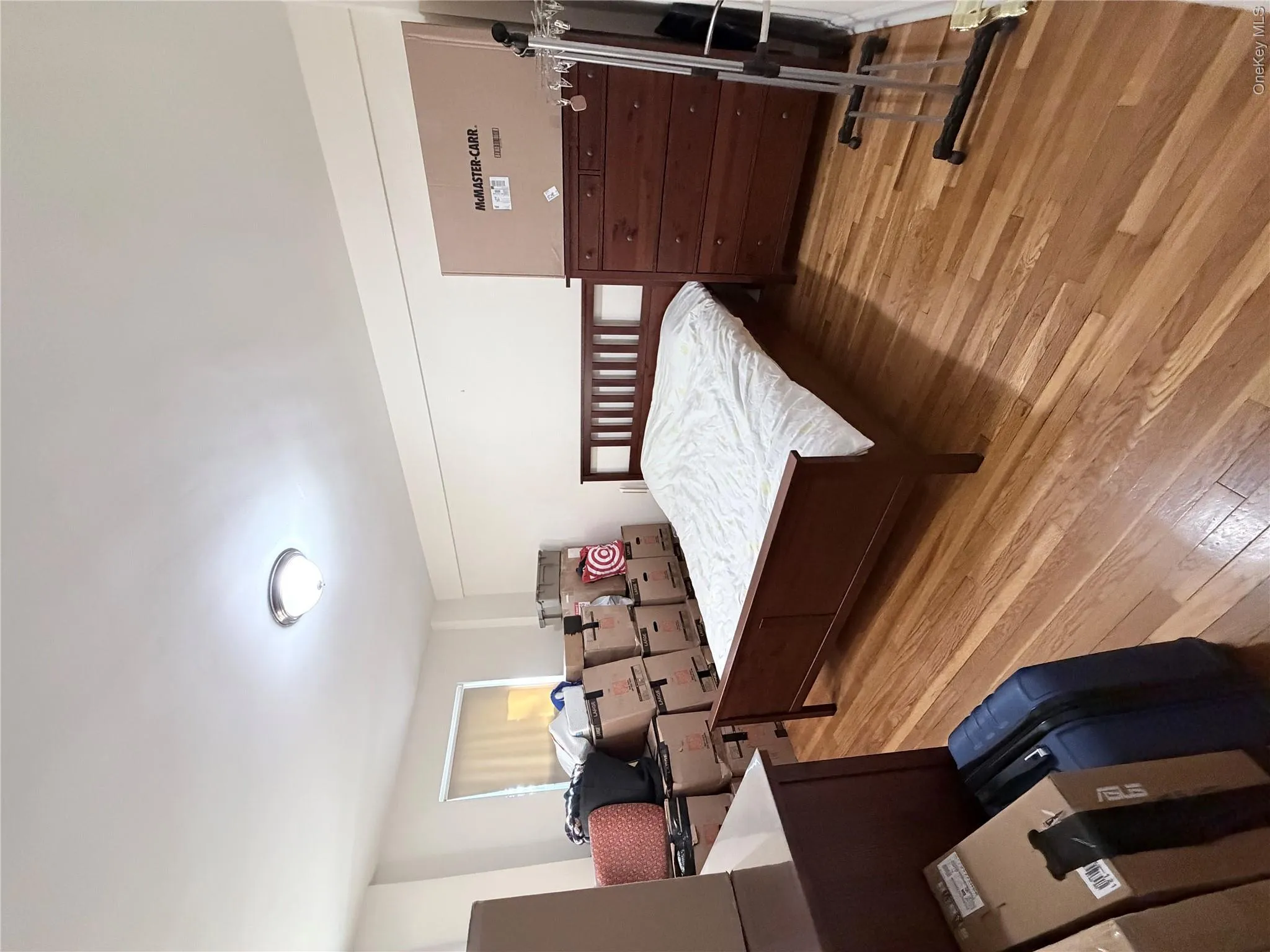 141-48 78th Ave, New York, NY, 1 Bedroom Bedrooms, 3 Rooms Rooms,1 BathroomBathrooms,Residential,For Rent,78th Ave,0,1014424 141-48 78th Ave, New York, NY, 1 Bedroom Bedrooms, 3 Rooms Rooms,1 BathroomBathrooms,Residential,For Rent,78th Ave,0,1014424