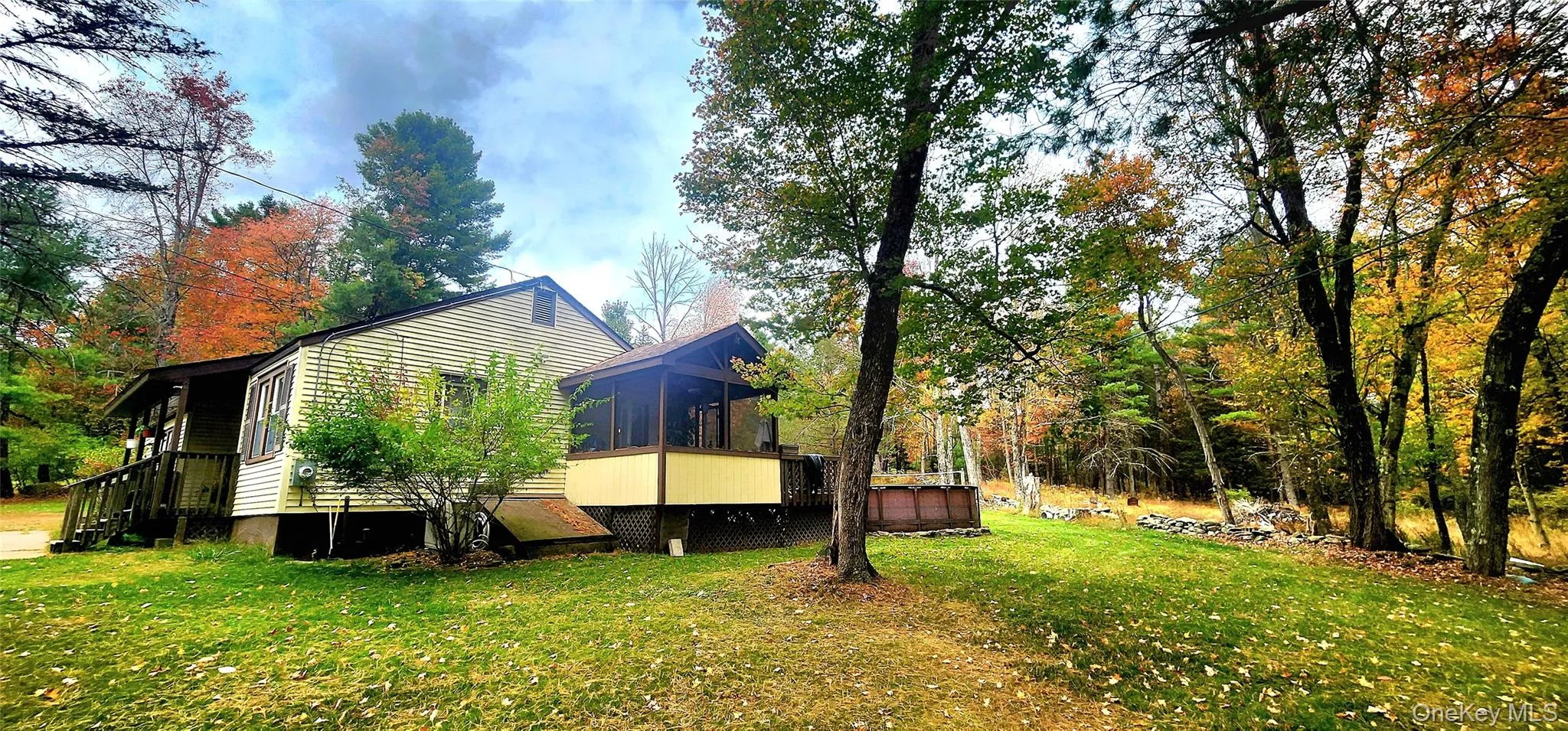565 Cold Spring Road, Thompson, NY, 2 Bedrooms Bedrooms, 5 Rooms Rooms,1 BathroomBathrooms,Residential,For Rent,Cold Spring,0,1014425 565 Cold Spring Road, Thompson, NY, 2 Bedrooms Bedrooms, 5 Rooms Rooms,1 BathroomBathrooms,Residential,For Rent,Cold Spring,0,1014425