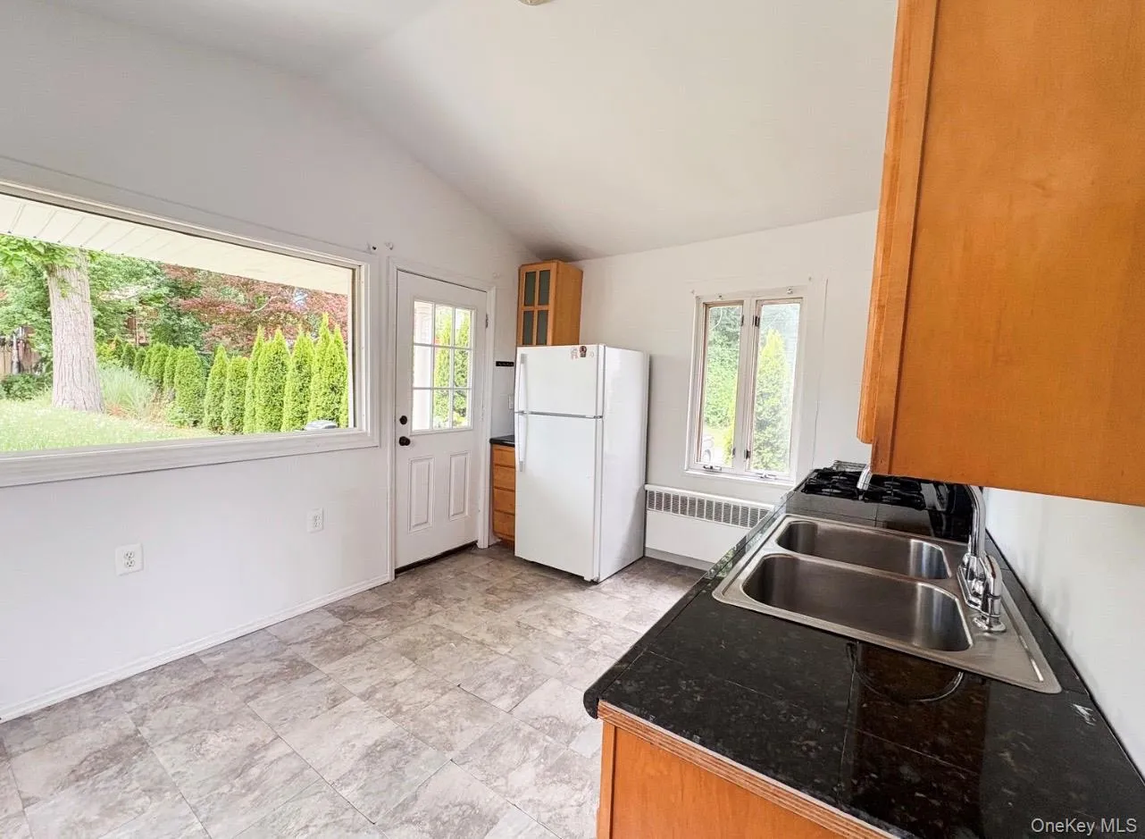 Kitchen with backdoor Kitchen with backdoor