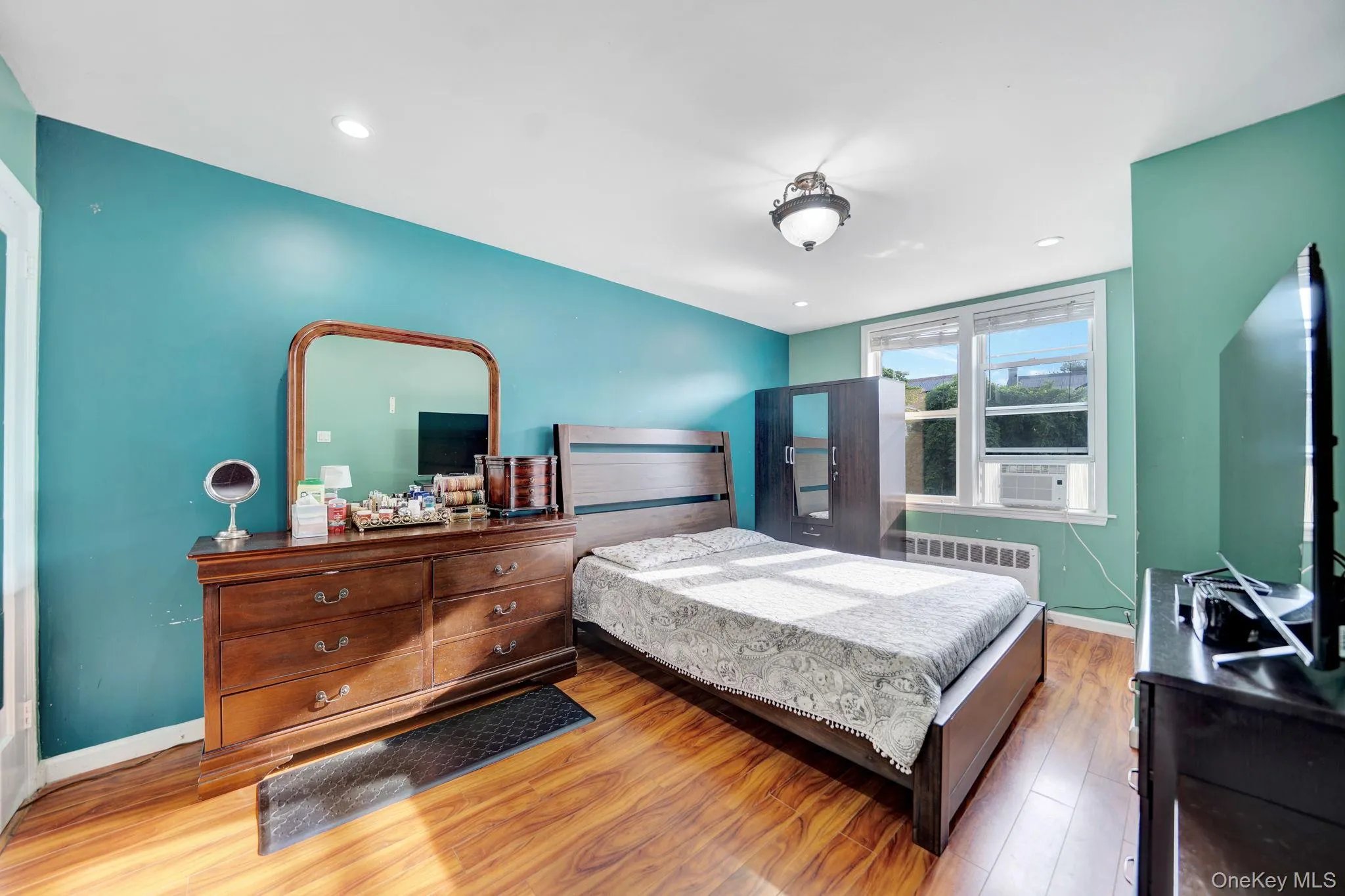 87-80 Little Neck Parkway, New York, NY, 3 Bedrooms Bedrooms, 6 Rooms Rooms,2 BathroomsBathrooms,Residential,For Rent,Little Neck,0,1014432 87-80 Little Neck Parkway, New York, NY, 3 Bedrooms Bedrooms, 6 Rooms Rooms,2 BathroomsBathrooms,Residential,For Rent,Little Neck,0,1014432