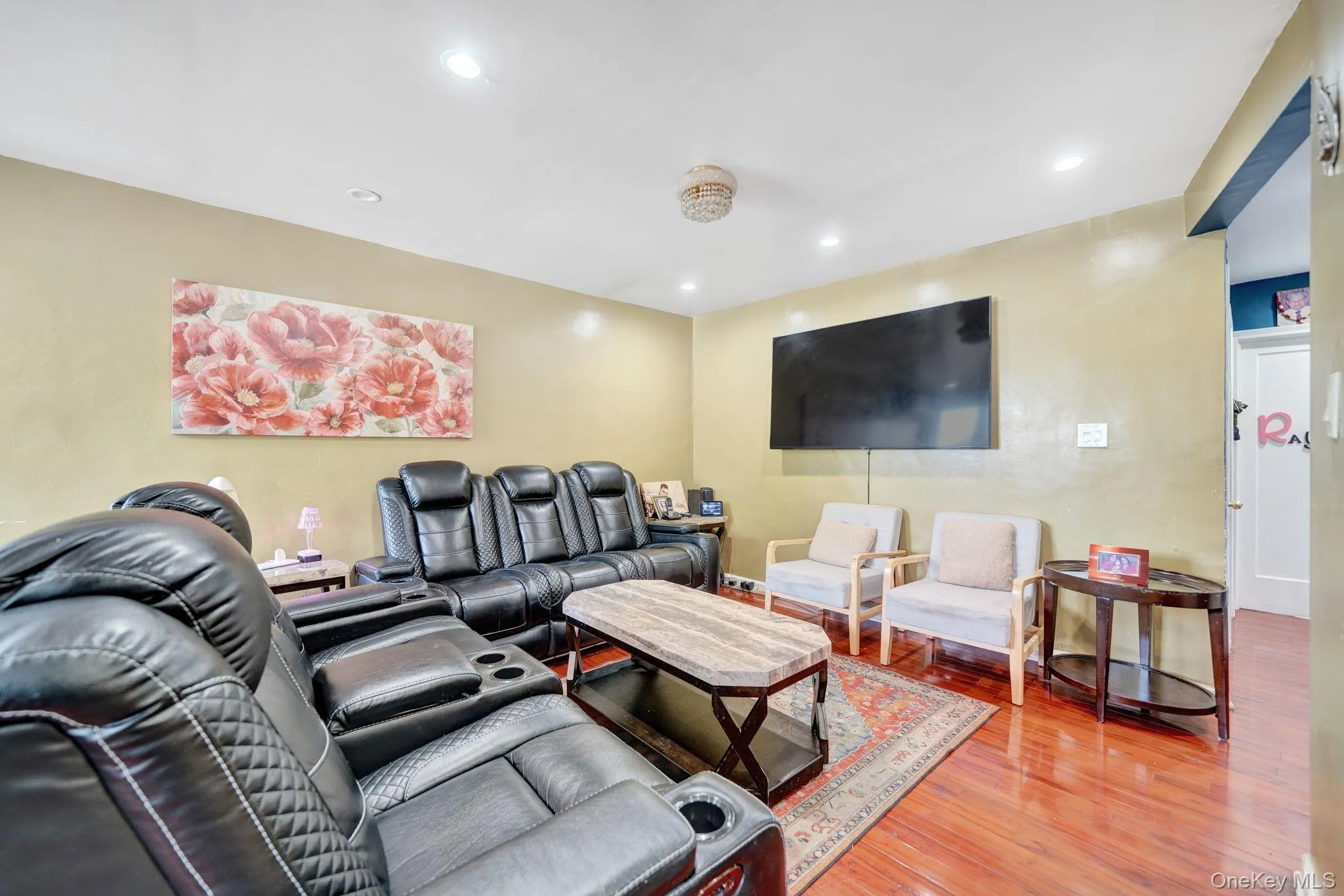87-80 Little Neck Parkway, New York, NY, 3 Bedrooms Bedrooms, 6 Rooms Rooms,2 BathroomsBathrooms,Residential,For Rent,Little Neck,0,1014432 87-80 Little Neck Parkway, New York, NY, 3 Bedrooms Bedrooms, 6 Rooms Rooms,2 BathroomsBathrooms,Residential,For Rent,Little Neck,0,1014432