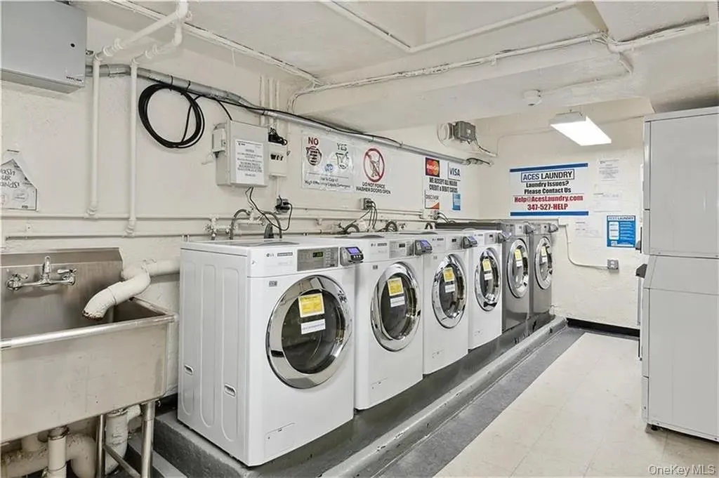 9411 Shore Road, New York, NY, 2 Bedrooms Bedrooms, 4 Rooms Rooms,1 BathroomBathrooms,Residential,For Rent,Shore,0,1014433 9411 Shore Road, New York, NY, 2 Bedrooms Bedrooms, 4 Rooms Rooms,1 BathroomBathrooms,Residential,For Rent,Shore,0,1014433