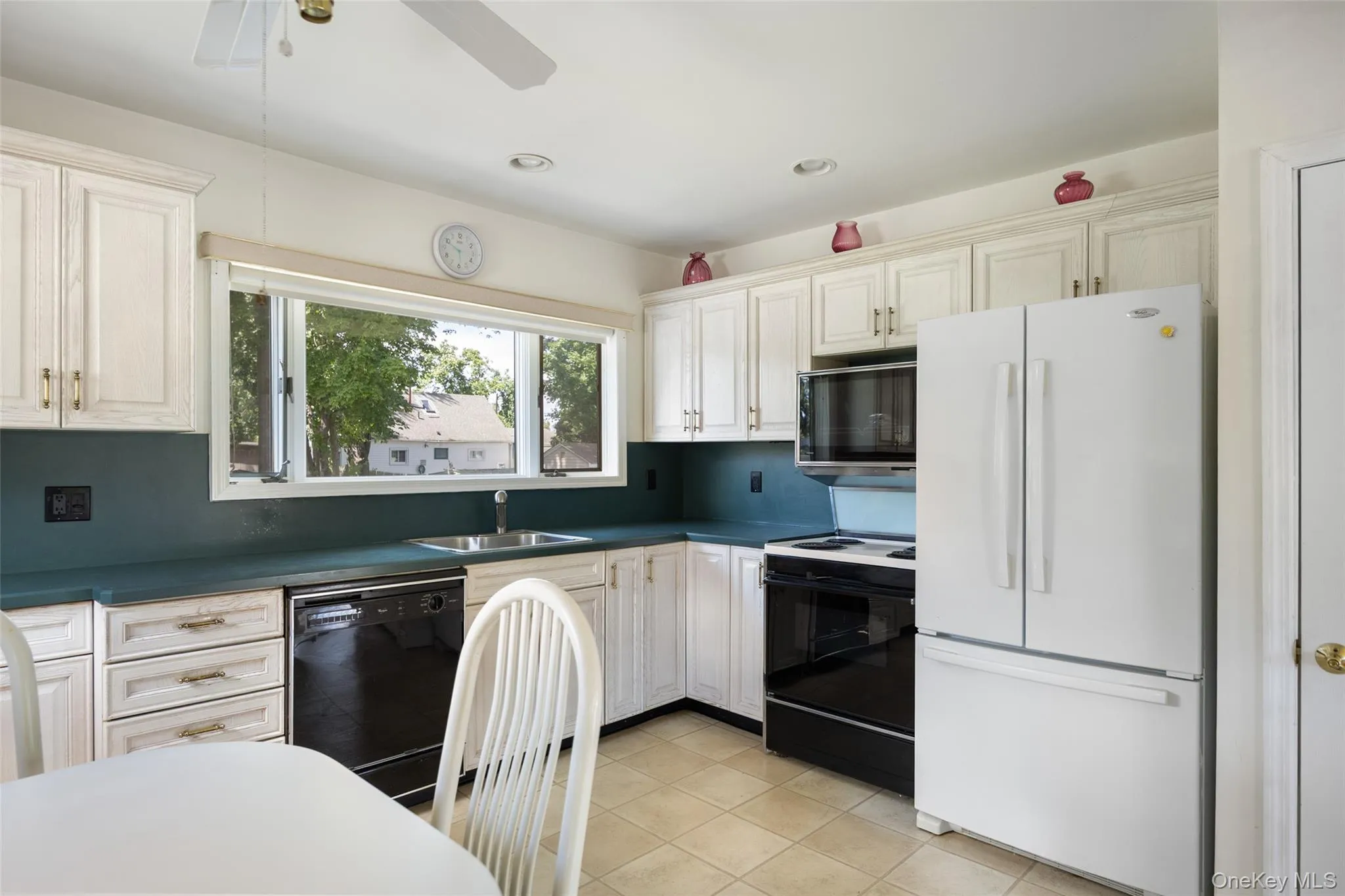 95 Laurel Road, Babylon, NY, 2 Bedrooms Bedrooms, 8 Rooms Rooms,1 BathroomBathrooms,Residential,For Rent,Laurel,0,1014439 95 Laurel Road, Babylon, NY, 2 Bedrooms Bedrooms, 8 Rooms Rooms,1 BathroomBathrooms,Residential,For Rent,Laurel,0,1014439