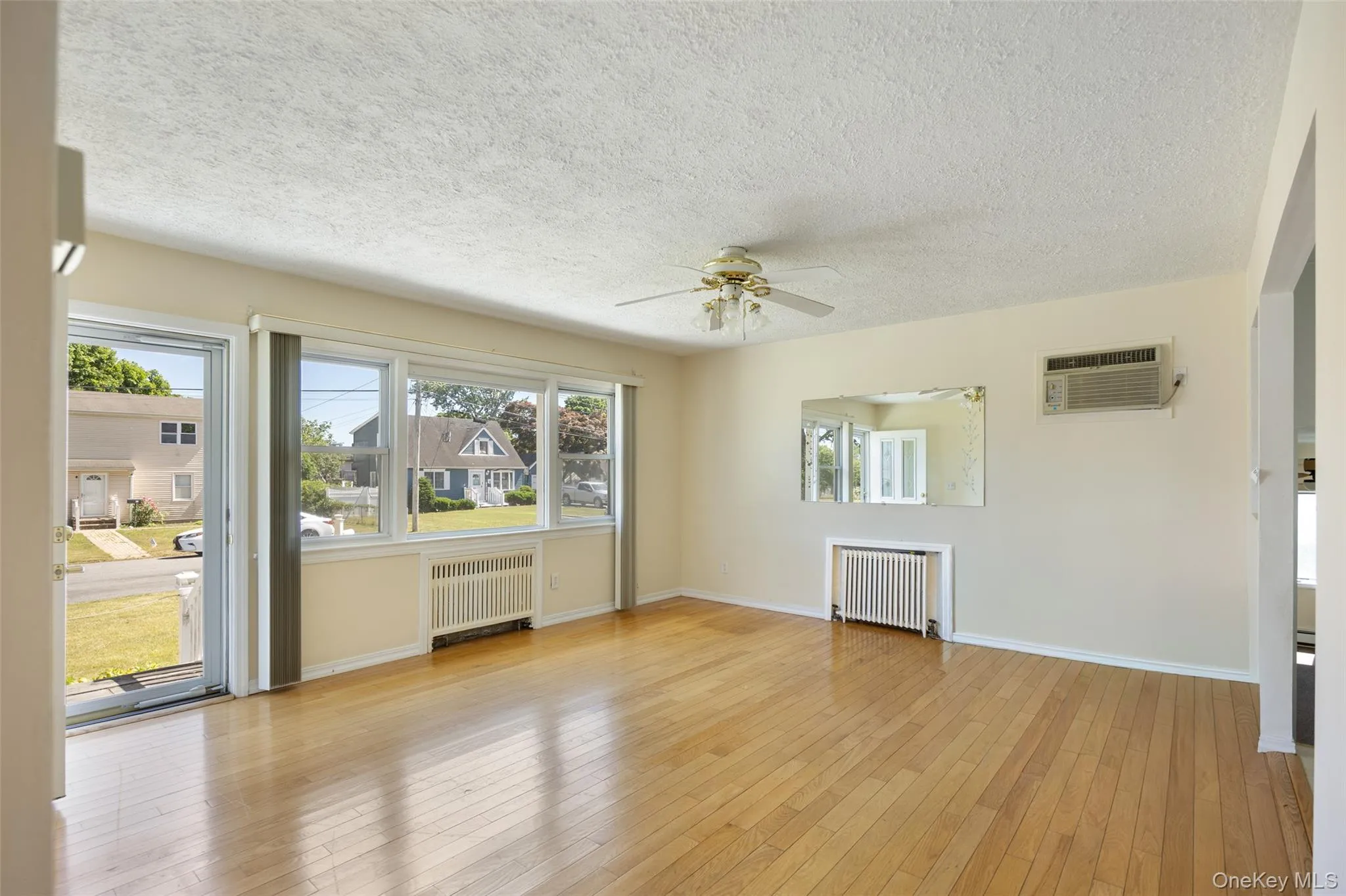95 Laurel Road, Babylon, NY, 2 Bedrooms Bedrooms, 8 Rooms Rooms,1 BathroomBathrooms,Residential,For Rent,Laurel,0,1014439 95 Laurel Road, Babylon, NY, 2 Bedrooms Bedrooms, 8 Rooms Rooms,1 BathroomBathrooms,Residential,For Rent,Laurel,0,1014439