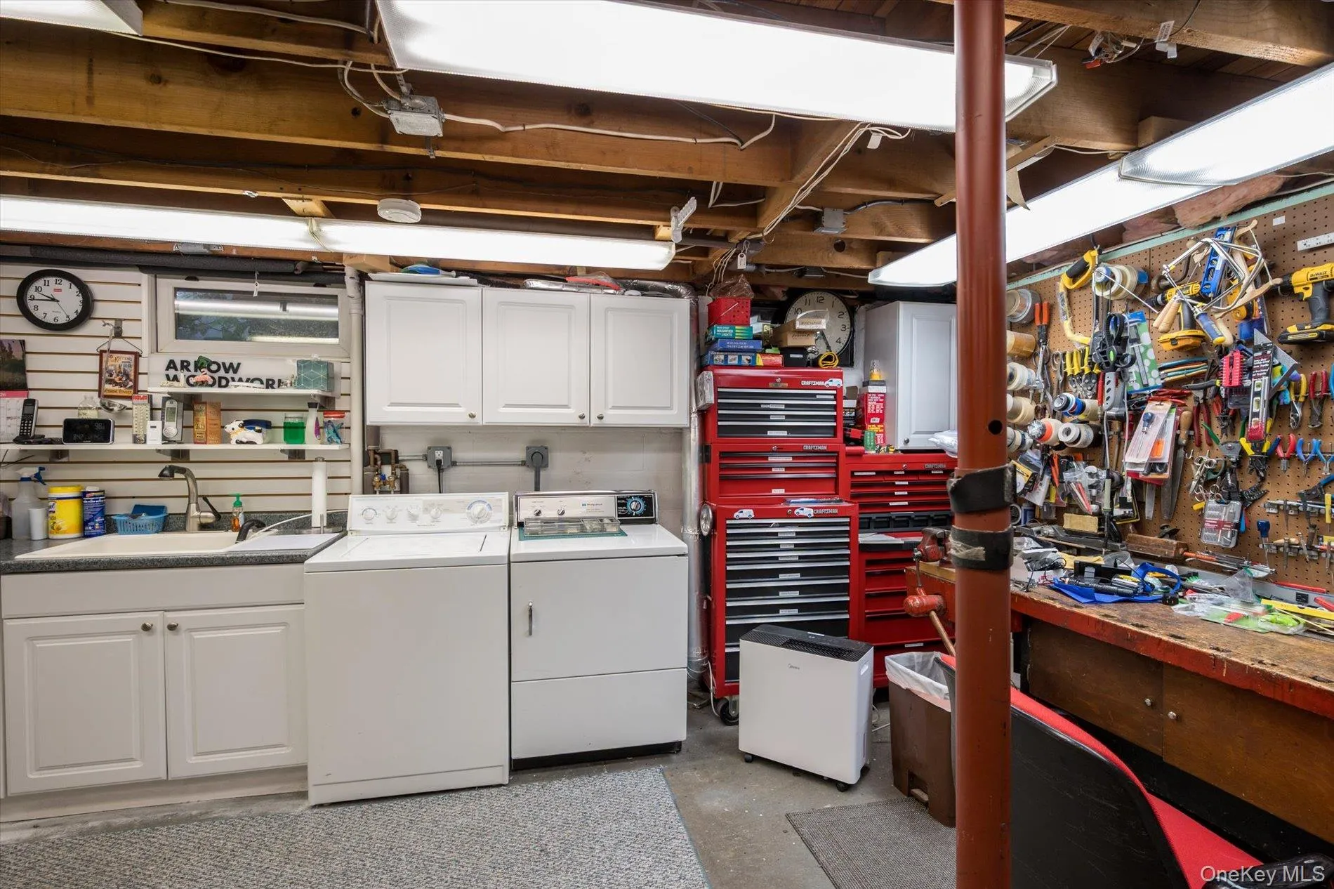 7 Layne Way, Huntington, NY, 3 Bedrooms Bedrooms, 8 Rooms Rooms,2 BathroomsBathrooms,Residential,For Rent,Layne,0,1014441 7 Layne Way, Huntington, NY, 3 Bedrooms Bedrooms, 8 Rooms Rooms,2 BathroomsBathrooms,Residential,For Rent,Layne,0,1014441