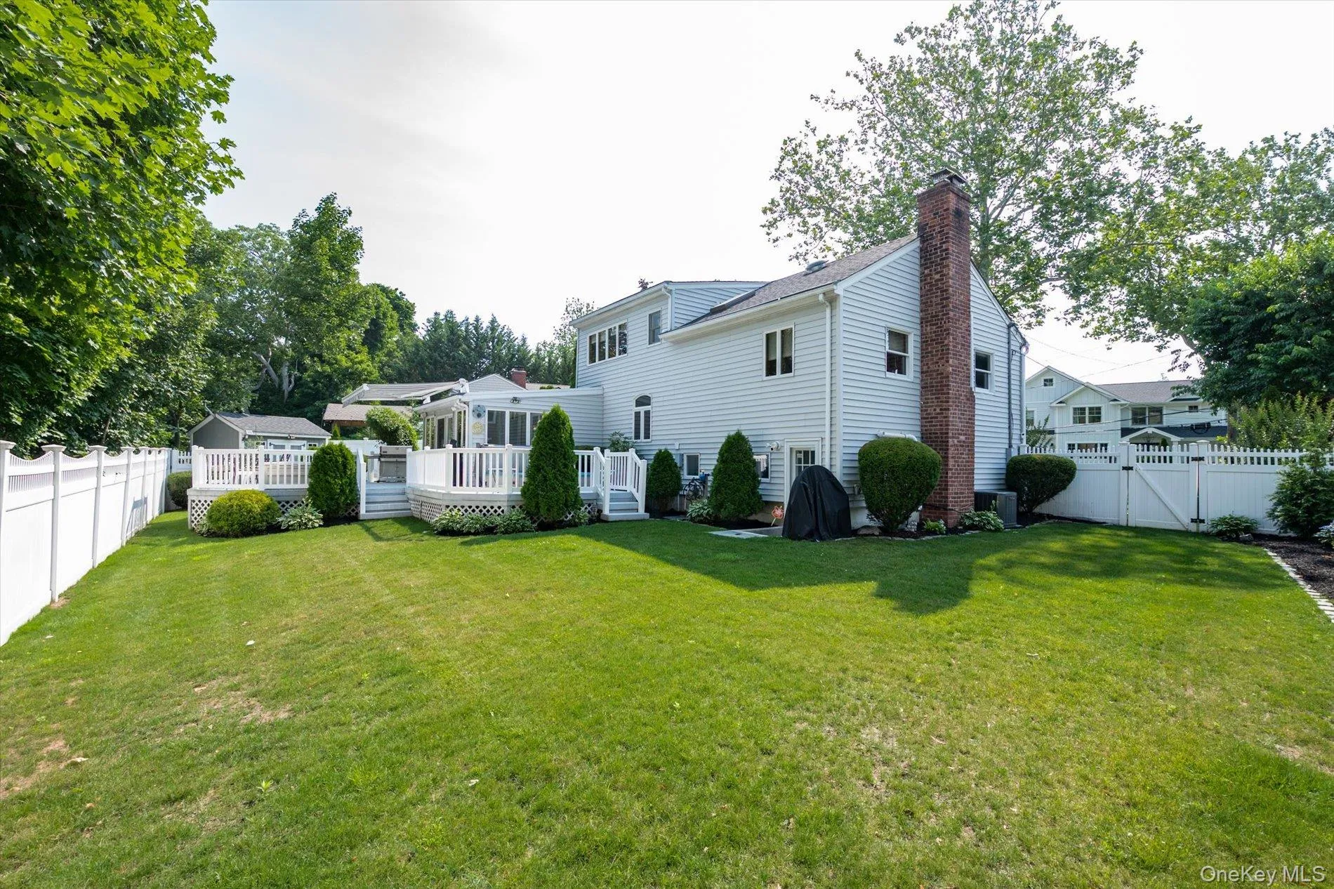 7 Layne Way, Huntington, NY, 3 Bedrooms Bedrooms, 8 Rooms Rooms,2 BathroomsBathrooms,Residential,For Rent,Layne,0,1014441 7 Layne Way, Huntington, NY, 3 Bedrooms Bedrooms, 8 Rooms Rooms,2 BathroomsBathrooms,Residential,For Rent,Layne,0,1014441