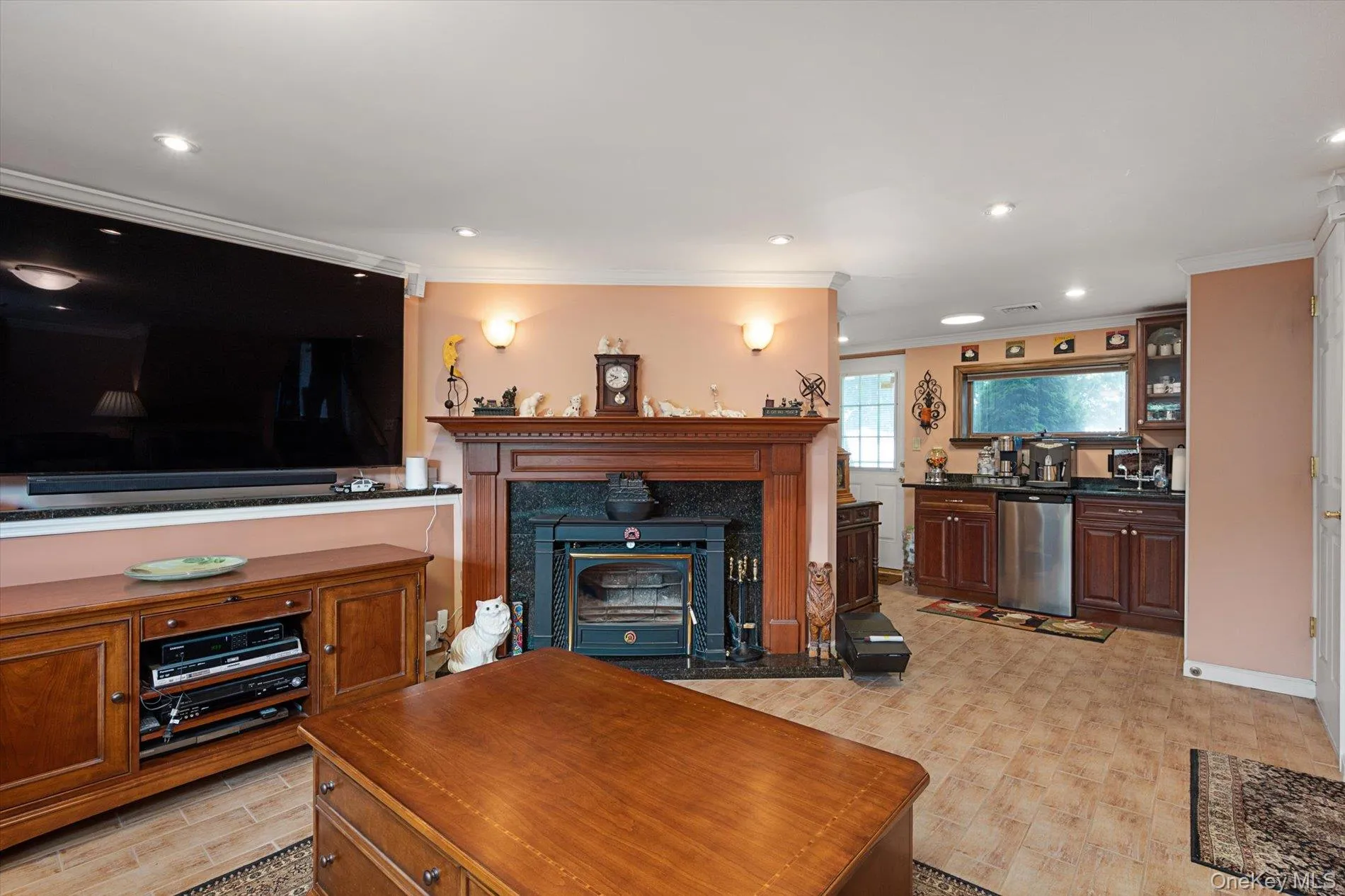 7 Layne Way, Huntington, NY, 3 Bedrooms Bedrooms, 8 Rooms Rooms,2 BathroomsBathrooms,Residential,For Rent,Layne,0,1014441 7 Layne Way, Huntington, NY, 3 Bedrooms Bedrooms, 8 Rooms Rooms,2 BathroomsBathrooms,Residential,For Rent,Layne,0,1014441