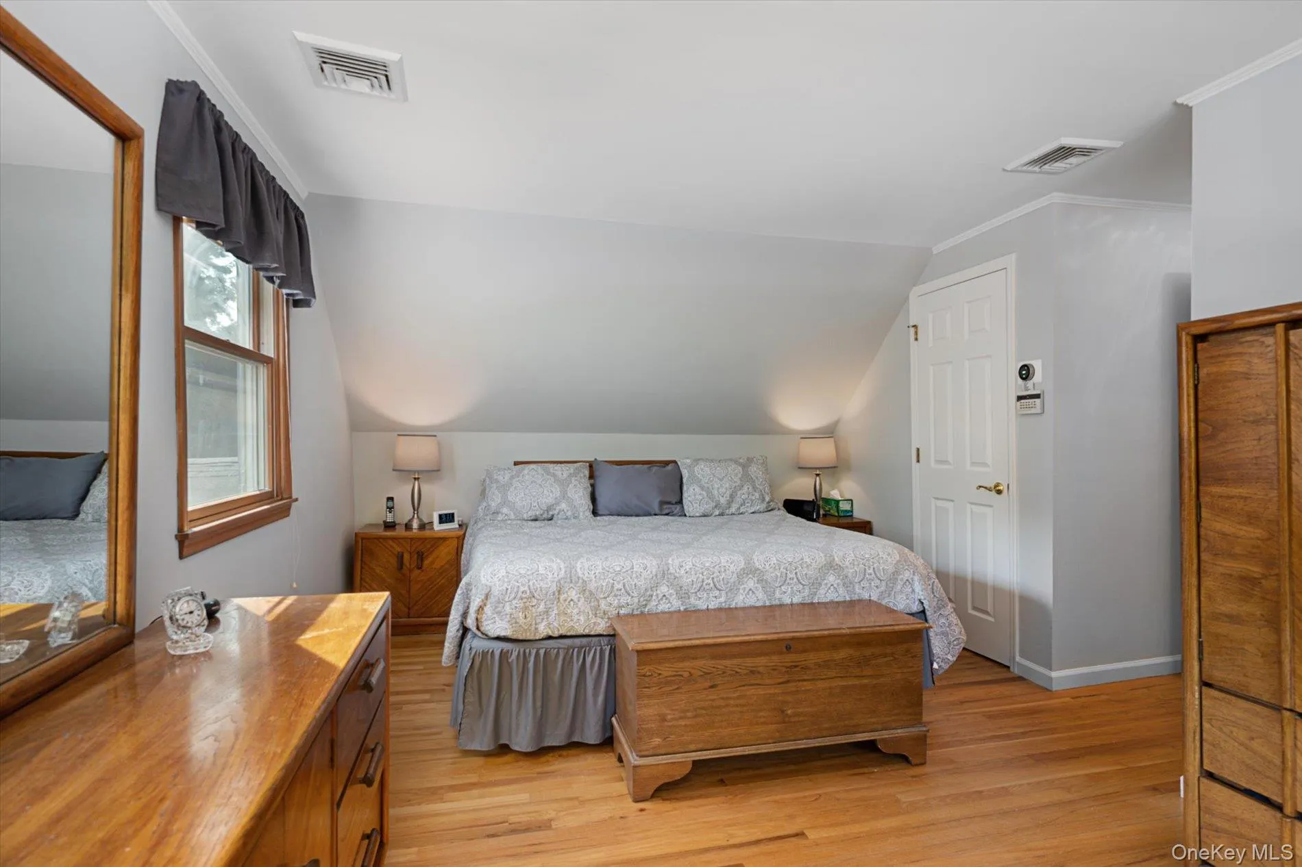7 Layne Way, Huntington, NY, 3 Bedrooms Bedrooms, 8 Rooms Rooms,2 BathroomsBathrooms,Residential,For Rent,Layne,0,1014441 7 Layne Way, Huntington, NY, 3 Bedrooms Bedrooms, 8 Rooms Rooms,2 BathroomsBathrooms,Residential,For Rent,Layne,0,1014441