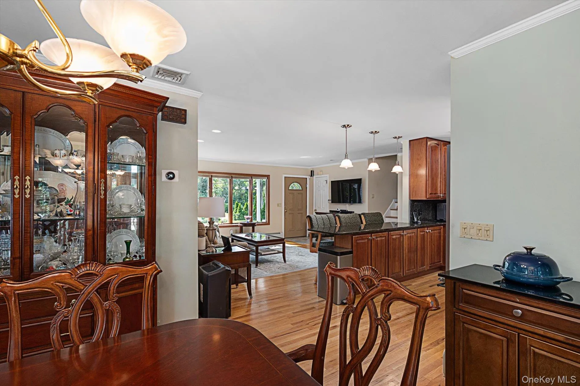 7 Layne Way, Huntington, NY, 3 Bedrooms Bedrooms, 8 Rooms Rooms,2 BathroomsBathrooms,Residential,For Rent,Layne,0,1014441 7 Layne Way, Huntington, NY, 3 Bedrooms Bedrooms, 8 Rooms Rooms,2 BathroomsBathrooms,Residential,For Rent,Layne,0,1014441