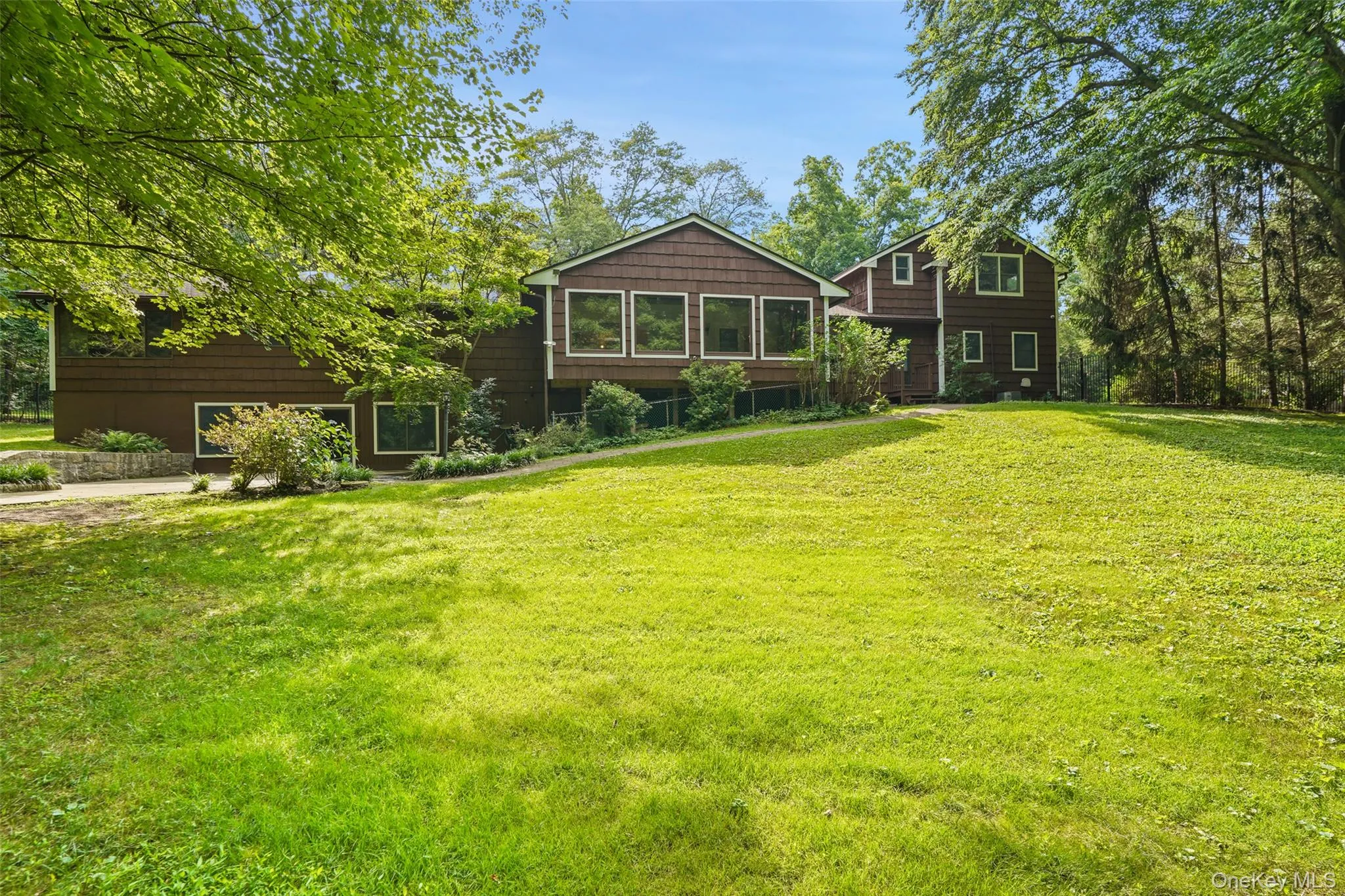 60 Cherry Street, Bedford, NY, 4 Bedrooms Bedrooms, 14 Rooms Rooms,4 BathroomsBathrooms,Residential,For Rent,Cherry,0,1014445 60 Cherry Street, Bedford, NY, 4 Bedrooms Bedrooms, 14 Rooms Rooms,4 BathroomsBathrooms,Residential,For Rent,Cherry,0,1014445