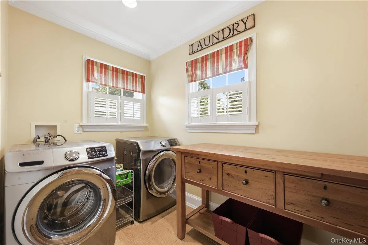 202 Bayport Avenue, Islip, NY, 3 Bedrooms Bedrooms, 8 Rooms Rooms,3 BathroomsBathrooms,Residential,For Rent,Bayport,0,KEY1014448 202 Bayport Avenue, Islip, NY, 3 Bedrooms Bedrooms, 8 Rooms Rooms,3 BathroomsBathrooms,Residential,For Rent,Bayport,0,KEY1014448