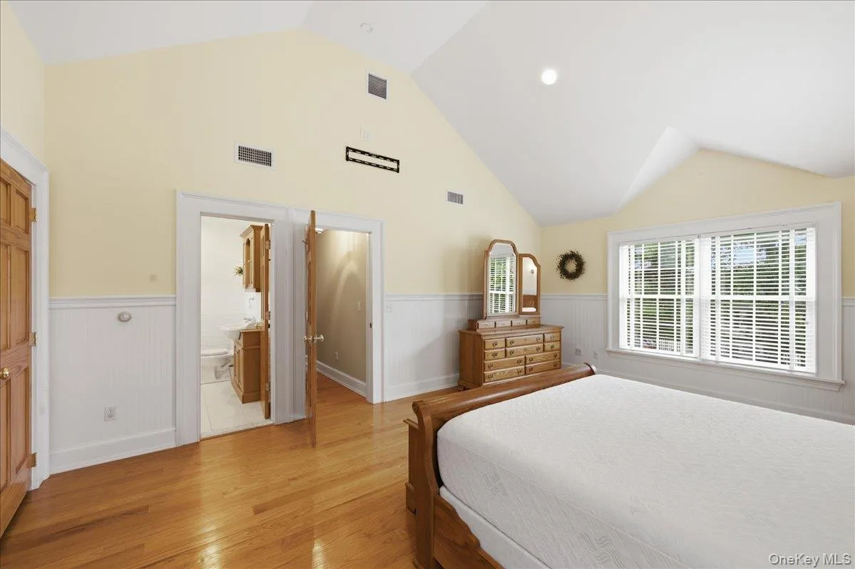 202 Bayport Avenue, Islip, NY, 3 Bedrooms Bedrooms, 8 Rooms Rooms,3 BathroomsBathrooms,Residential,For Rent,Bayport,0,KEY1014448 202 Bayport Avenue, Islip, NY, 3 Bedrooms Bedrooms, 8 Rooms Rooms,3 BathroomsBathrooms,Residential,For Rent,Bayport,0,KEY1014448