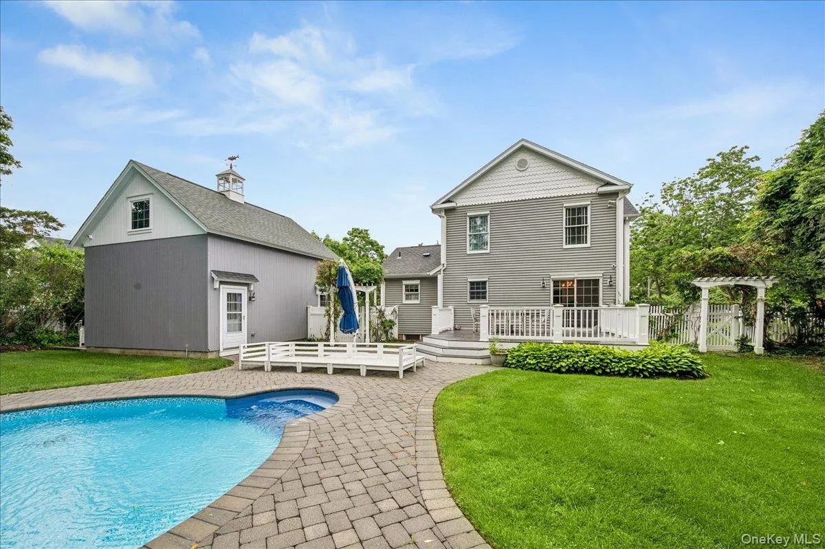 202 Bayport Avenue, Islip, NY, 3 Bedrooms Bedrooms, 8 Rooms Rooms,3 BathroomsBathrooms,Residential,For Rent,Bayport,0,KEY1014448 202 Bayport Avenue, Islip, NY, 3 Bedrooms Bedrooms, 8 Rooms Rooms,3 BathroomsBathrooms,Residential,For Rent,Bayport,0,KEY1014448