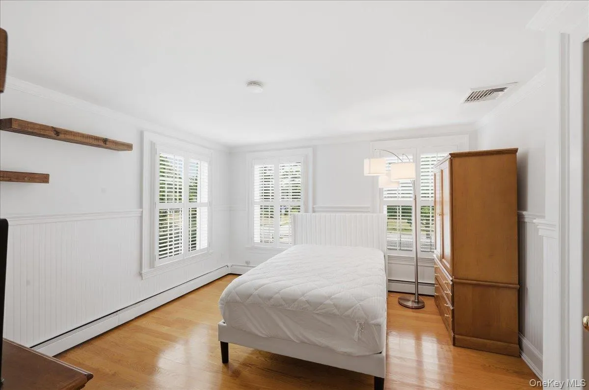 202 Bayport Avenue, Islip, NY, 3 Bedrooms Bedrooms, 8 Rooms Rooms,3 BathroomsBathrooms,Residential,For Rent,Bayport,0,KEY1014448 202 Bayport Avenue, Islip, NY, 3 Bedrooms Bedrooms, 8 Rooms Rooms,3 BathroomsBathrooms,Residential,For Rent,Bayport,0,KEY1014448