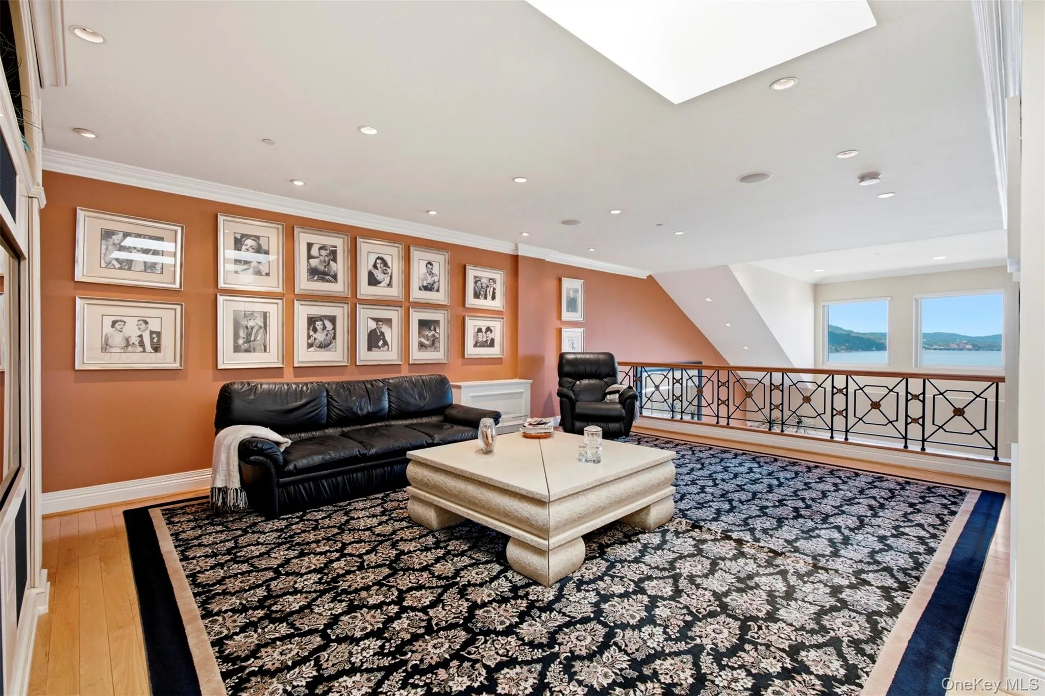 2nd floor open loft -like family room with Hudson River views and skylight. 2nd floor open loft -like family room with Hudson River views and skylight.