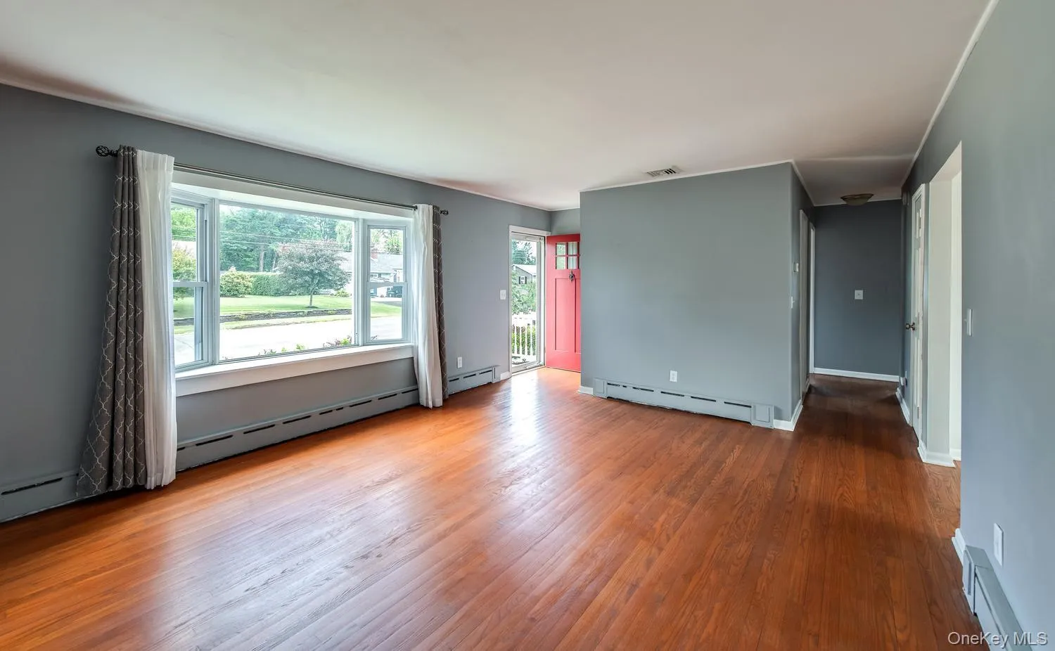 15 Genesee Avenue, Ulster, NY, 3 Bedrooms Bedrooms, 6 Rooms Rooms,1 BathroomBathrooms,Residential,For Rent,Genesee,0,1014451 15 Genesee Avenue, Ulster, NY, 3 Bedrooms Bedrooms, 6 Rooms Rooms,1 BathroomBathrooms,Residential,For Rent,Genesee,0,1014451