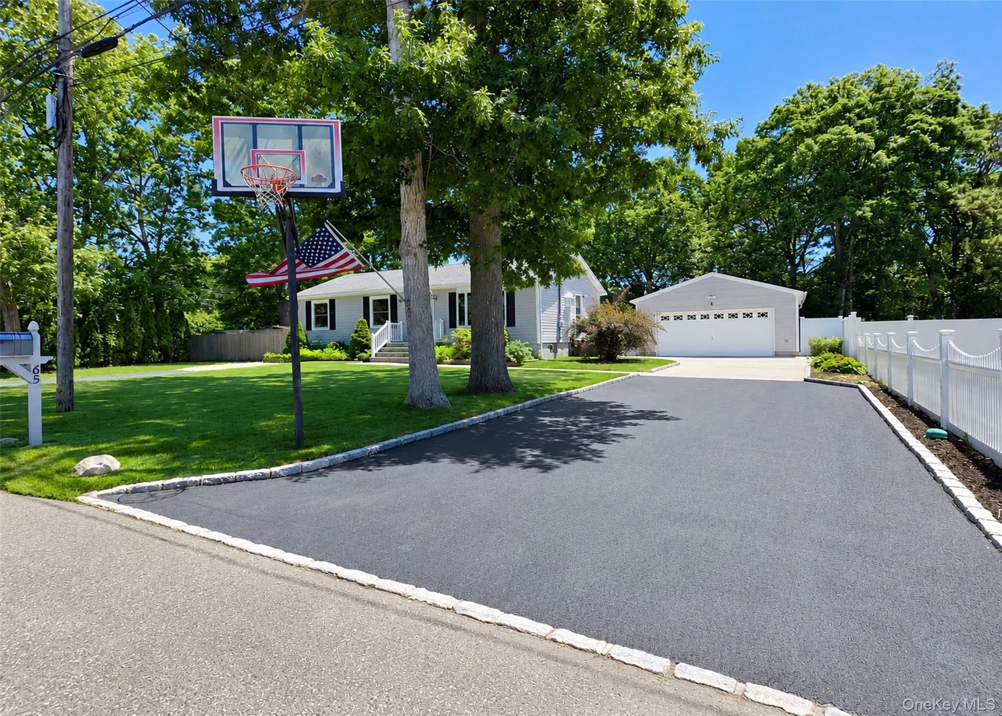 65 Winston Drive, Brookhaven, NY, 3 Bedrooms Bedrooms, 8 Rooms Rooms,2 BathroomsBathrooms,Residential,For Rent,Winston,0,KEY1014452 65 Winston Drive, Brookhaven, NY, 3 Bedrooms Bedrooms, 8 Rooms Rooms,2 BathroomsBathrooms,Residential,For Rent,Winston,0,KEY1014452