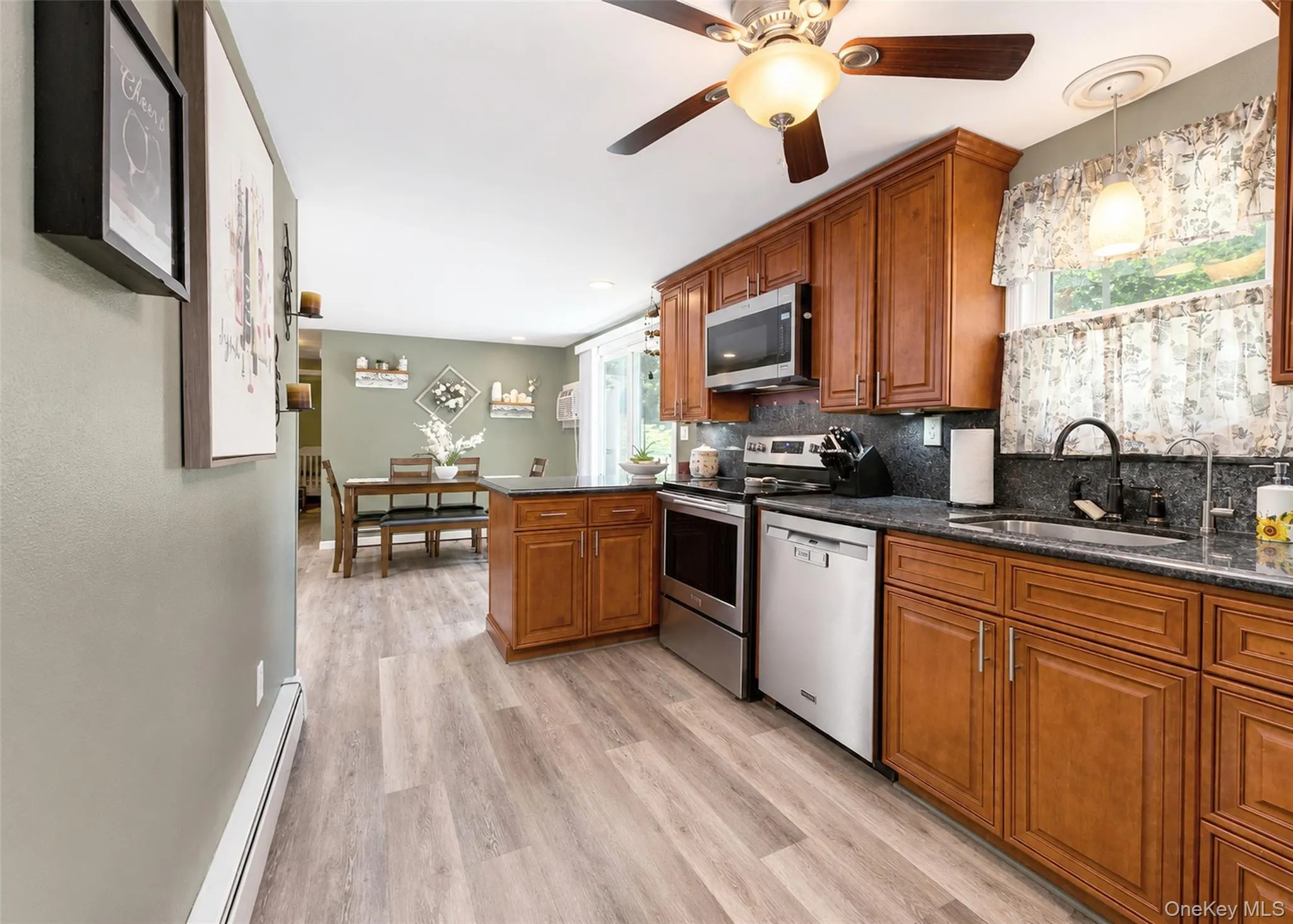 65 Winston Drive, Brookhaven, NY, 3 Bedrooms Bedrooms, 8 Rooms Rooms,2 BathroomsBathrooms,Residential,For Rent,Winston,0,KEY1014452 65 Winston Drive, Brookhaven, NY, 3 Bedrooms Bedrooms, 8 Rooms Rooms,2 BathroomsBathrooms,Residential,For Rent,Winston,0,KEY1014452