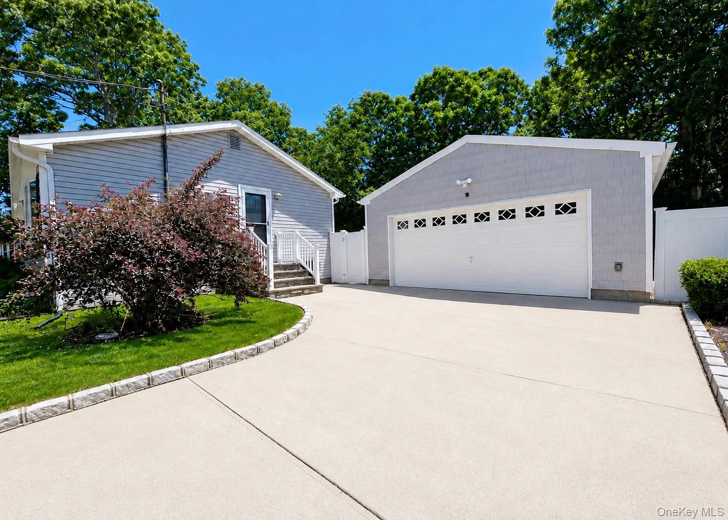 65 Winston Drive, Brookhaven, NY, 3 Bedrooms Bedrooms, 8 Rooms Rooms,2 BathroomsBathrooms,Residential,For Rent,Winston,0,KEY1014452 65 Winston Drive, Brookhaven, NY, 3 Bedrooms Bedrooms, 8 Rooms Rooms,2 BathroomsBathrooms,Residential,For Rent,Winston,0,KEY1014452