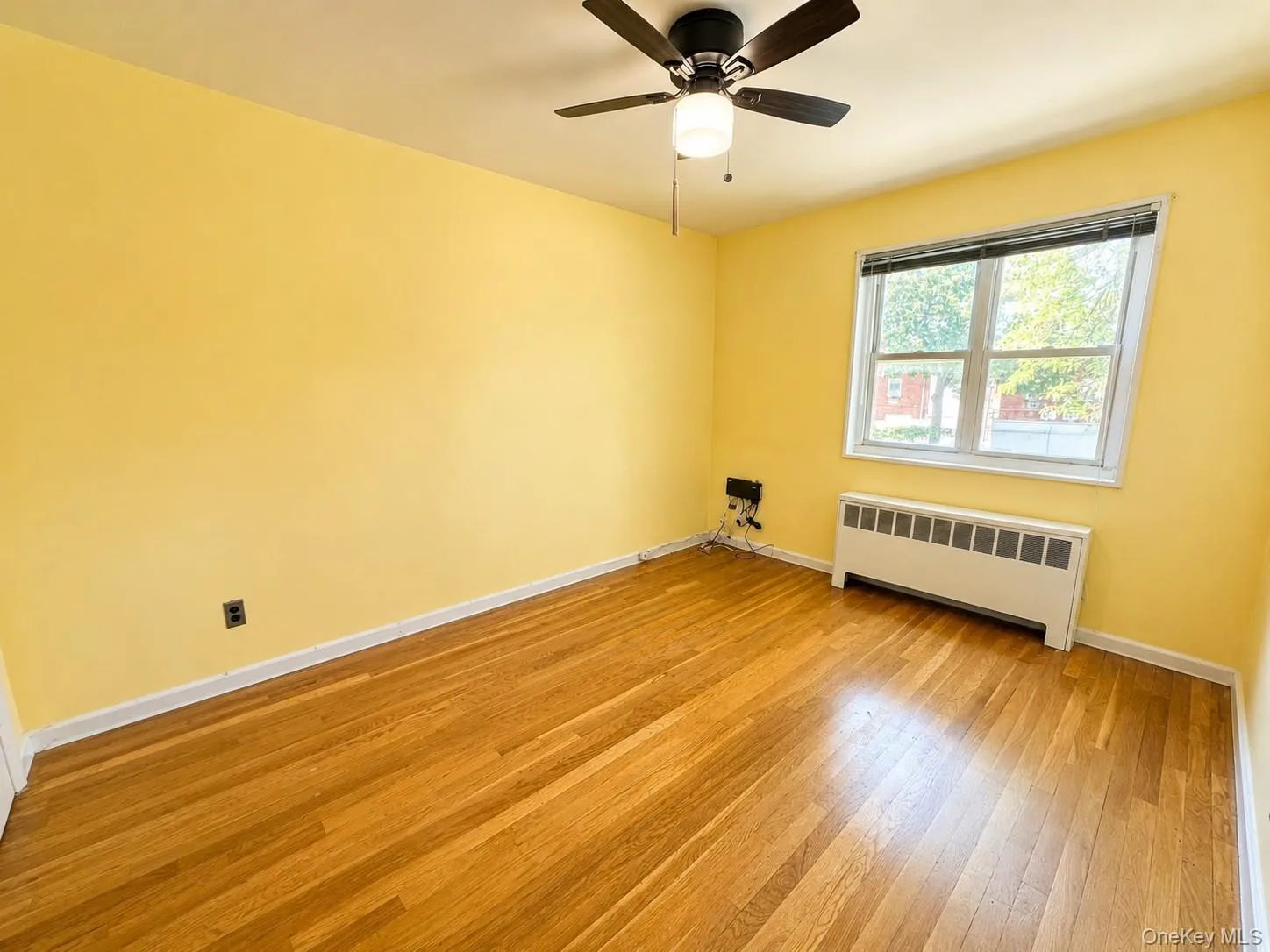 15-14 212 Street, New York, NY, 2 Bedrooms Bedrooms, 5 Rooms Rooms,1 BathroomBathrooms,Residential,For Rent,212,0,1014456 15-14 212 Street, New York, NY, 2 Bedrooms Bedrooms, 5 Rooms Rooms,1 BathroomBathrooms,Residential,For Rent,212,0,1014456