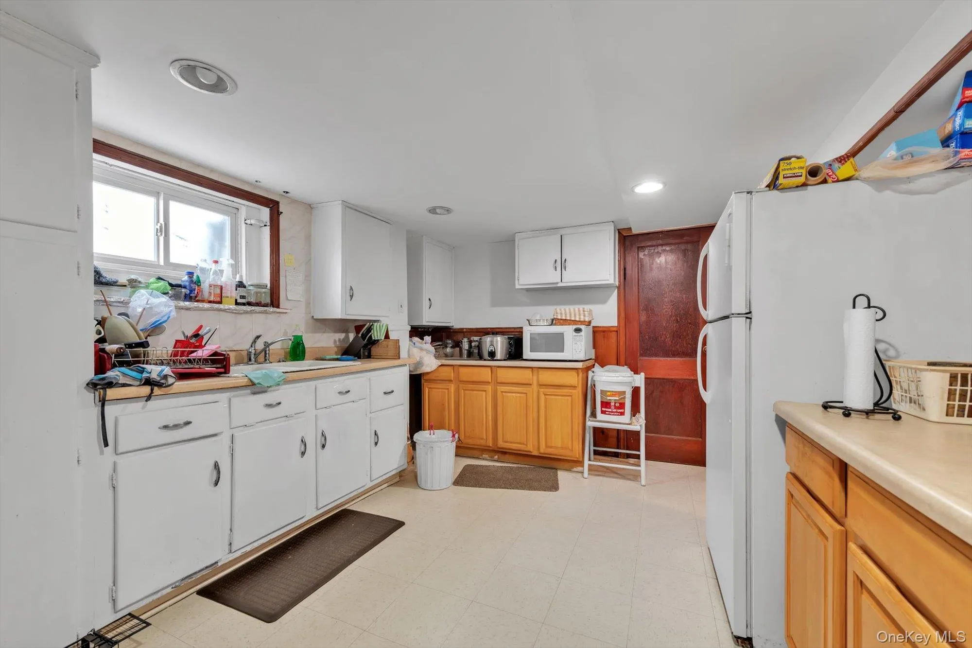 194-04 56th Avenue, New York, NY, 4 Bedrooms Bedrooms, 9 Rooms Rooms,3 BathroomsBathrooms,Residential,For Rent,56th,0,1014457 194-04 56th Avenue, New York, NY, 4 Bedrooms Bedrooms, 9 Rooms Rooms,3 BathroomsBathrooms,Residential,For Rent,56th,0,1014457