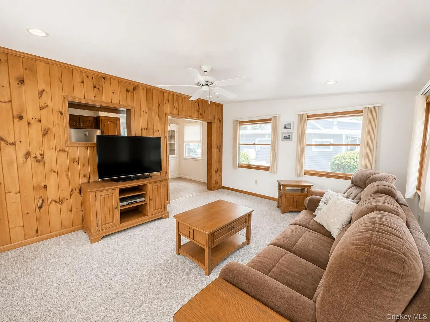 32 Hasbrouck Drive, Poughkeepsie, NY, 3 Bedrooms Bedrooms, 6 Rooms Rooms,1 BathroomBathrooms,Residential,For Rent,Hasbrouck,0,1014470 32 Hasbrouck Drive, Poughkeepsie, NY, 3 Bedrooms Bedrooms, 6 Rooms Rooms,1 BathroomBathrooms,Residential,For Rent,Hasbrouck,0,1014470