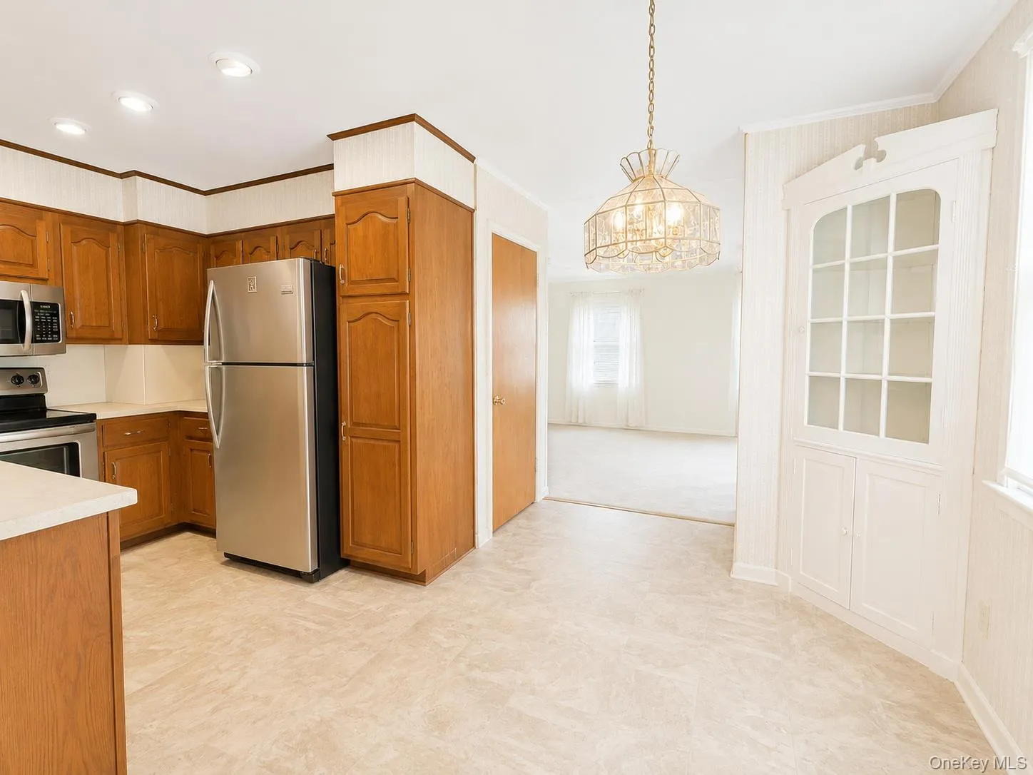 32 Hasbrouck Drive, Poughkeepsie, NY, 3 Bedrooms Bedrooms, 6 Rooms Rooms,1 BathroomBathrooms,Residential,For Rent,Hasbrouck,0,1014470 32 Hasbrouck Drive, Poughkeepsie, NY, 3 Bedrooms Bedrooms, 6 Rooms Rooms,1 BathroomBathrooms,Residential,For Rent,Hasbrouck,0,1014470