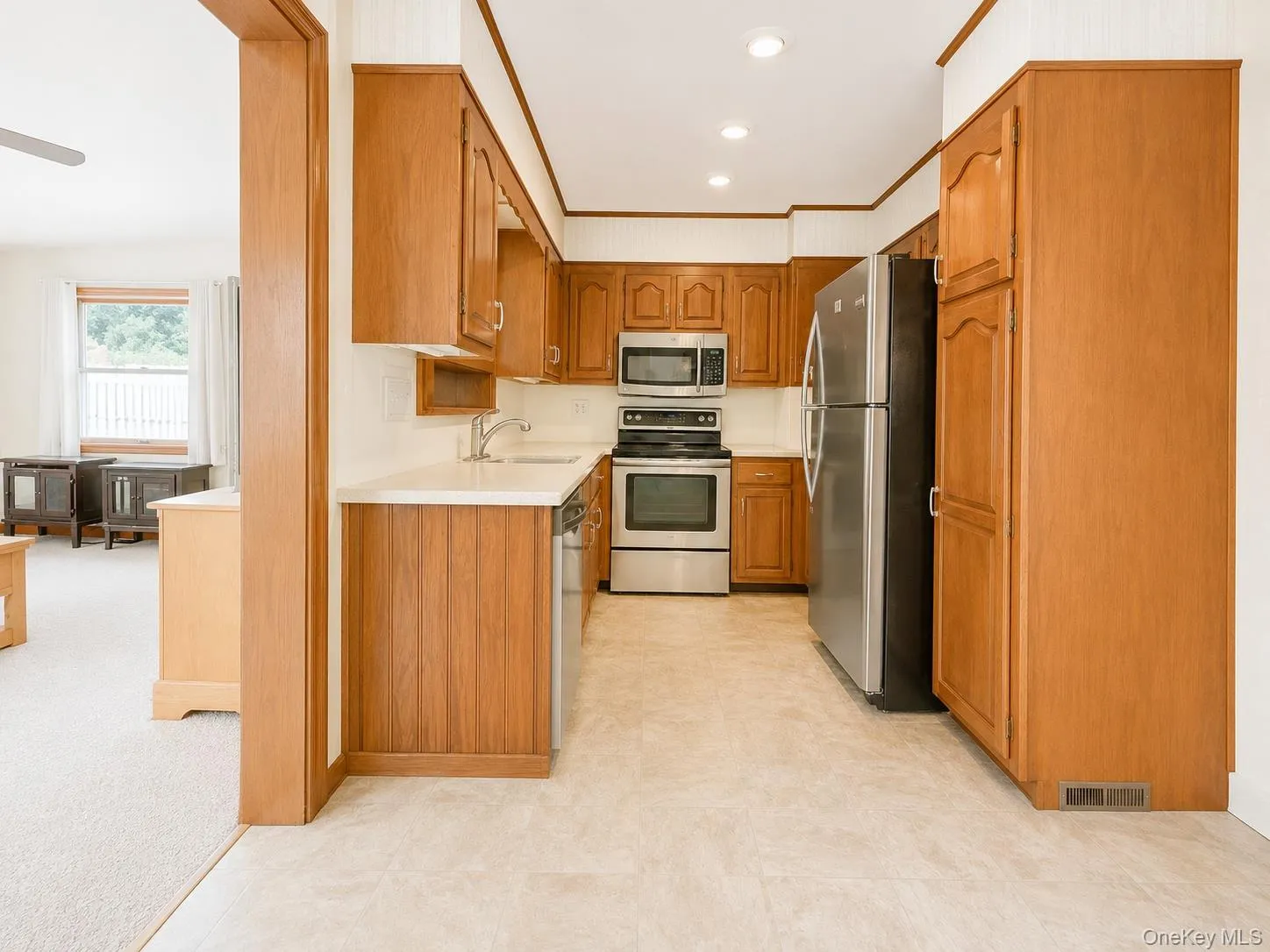 32 Hasbrouck Drive, Poughkeepsie, NY, 3 Bedrooms Bedrooms, 6 Rooms Rooms,1 BathroomBathrooms,Residential,For Rent,Hasbrouck,0,1014470 32 Hasbrouck Drive, Poughkeepsie, NY, 3 Bedrooms Bedrooms, 6 Rooms Rooms,1 BathroomBathrooms,Residential,For Rent,Hasbrouck,0,1014470