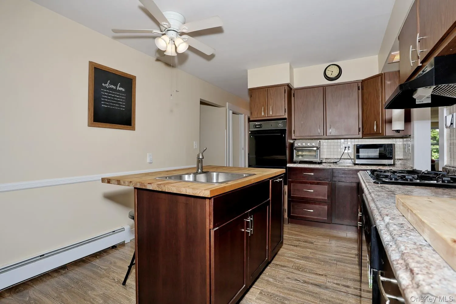 1 Havervale Lane, Haverstraw, NY, 4 Bedrooms Bedrooms, 8 Rooms Rooms,2 BathroomsBathrooms,Residential,For Rent,Havervale,0,1014471 1 Havervale Lane, Haverstraw, NY, 4 Bedrooms Bedrooms, 8 Rooms Rooms,2 BathroomsBathrooms,Residential,For Rent,Havervale,0,1014471