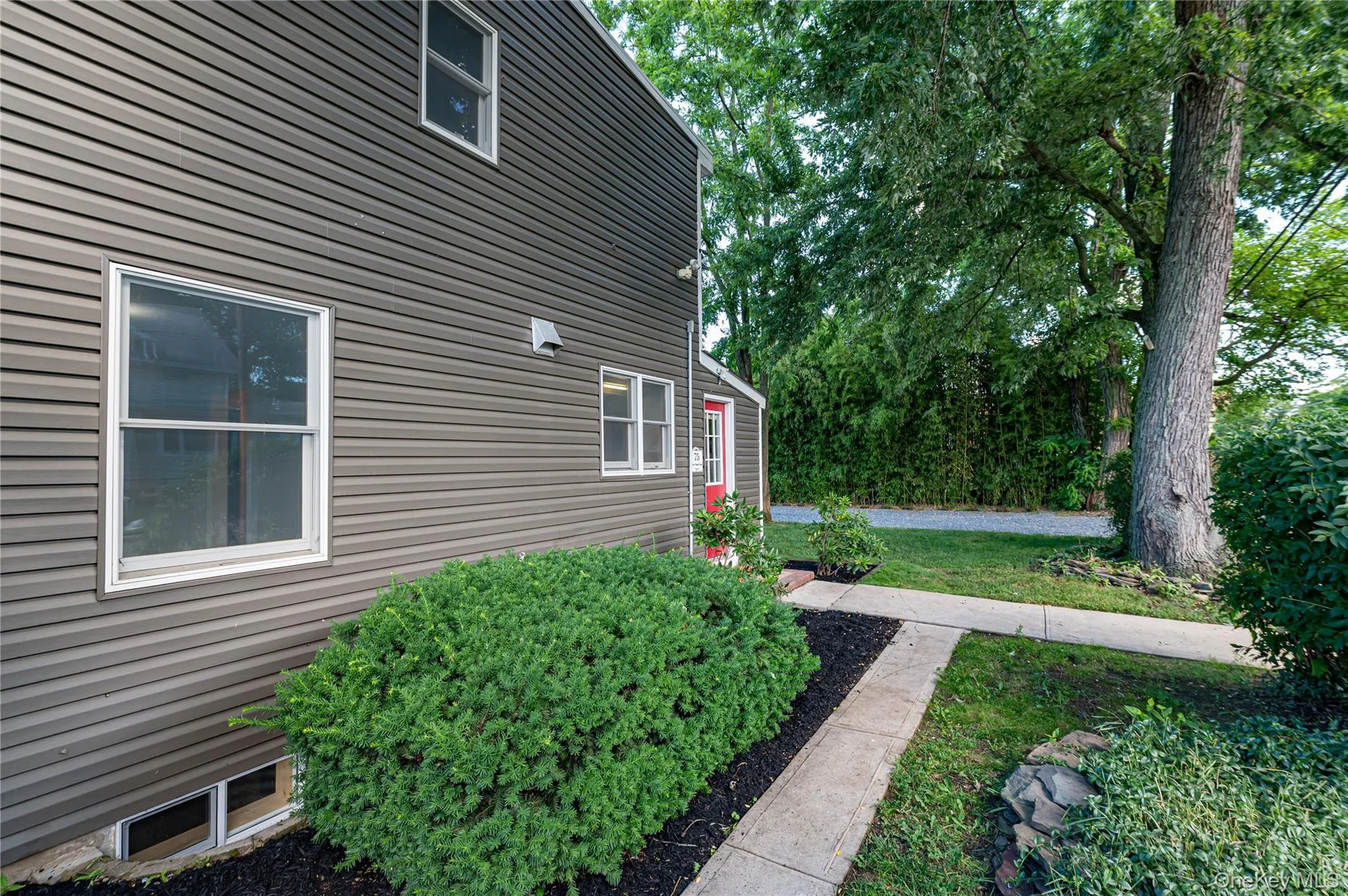 75 Pulaski Road, Huntington, NY, 4 Bedrooms Bedrooms, 6 Rooms Rooms,2 BathroomsBathrooms,Residential,For Rent,Pulaski,0,1014473 75 Pulaski Road, Huntington, NY, 4 Bedrooms Bedrooms, 6 Rooms Rooms,2 BathroomsBathrooms,Residential,For Rent,Pulaski,0,1014473