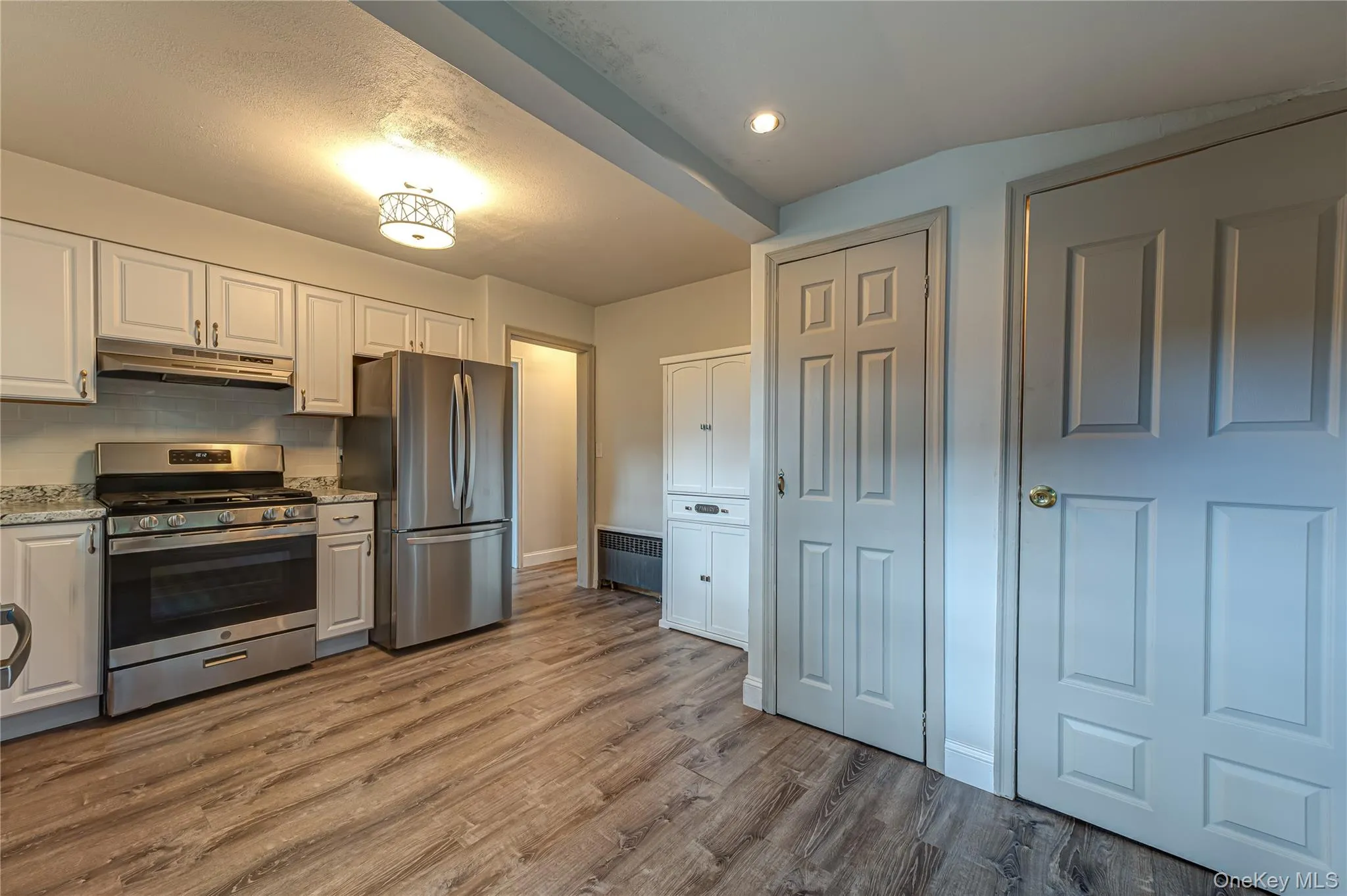 75 Pulaski Road, Huntington, NY, 4 Bedrooms Bedrooms, 6 Rooms Rooms,2 BathroomsBathrooms,Residential,For Rent,Pulaski,0,1014473 75 Pulaski Road, Huntington, NY, 4 Bedrooms Bedrooms, 6 Rooms Rooms,2 BathroomsBathrooms,Residential,For Rent,Pulaski,0,1014473
