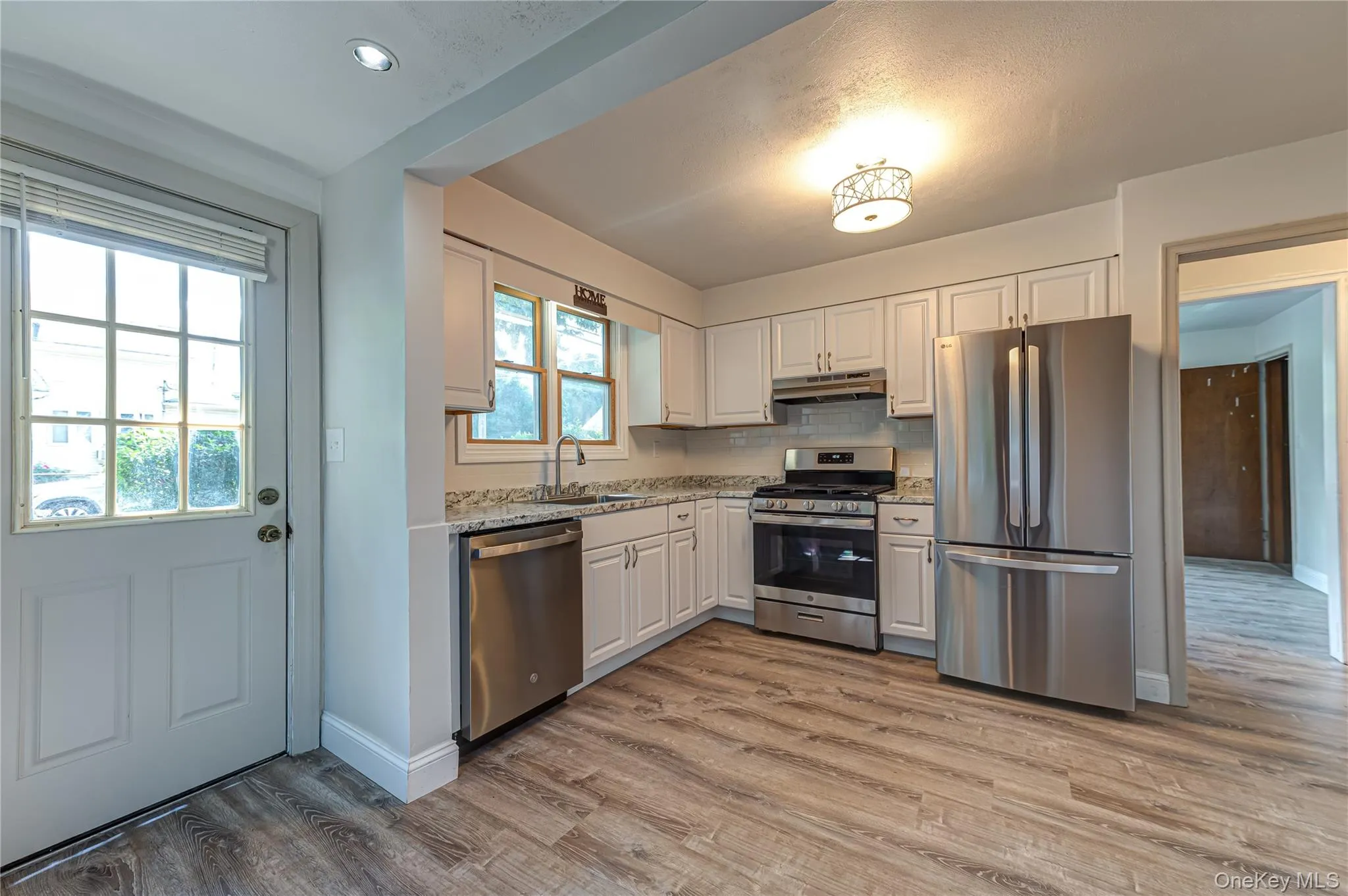 75 Pulaski Road, Huntington, NY, 4 Bedrooms Bedrooms, 6 Rooms Rooms,2 BathroomsBathrooms,Residential,For Rent,Pulaski,0,1014473 75 Pulaski Road, Huntington, NY, 4 Bedrooms Bedrooms, 6 Rooms Rooms,2 BathroomsBathrooms,Residential,For Rent,Pulaski,0,1014473