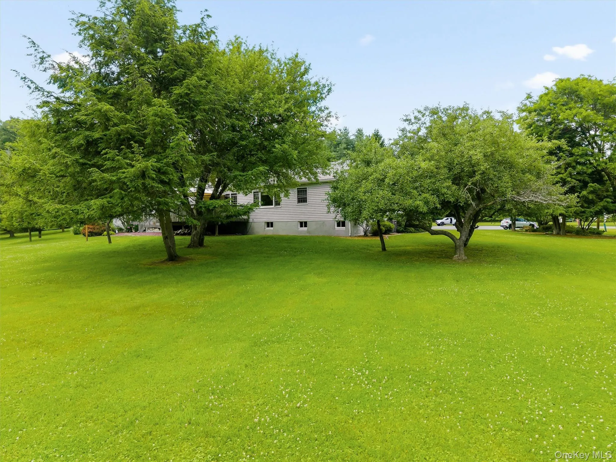 18 Maureen Lane, Middletown, NY, 4 Bedrooms Bedrooms, 7 Rooms Rooms,2 BathroomsBathrooms,Residential,For Rent,Maureen,0,1014474 18 Maureen Lane, Middletown, NY, 4 Bedrooms Bedrooms, 7 Rooms Rooms,2 BathroomsBathrooms,Residential,For Rent,Maureen,0,1014474