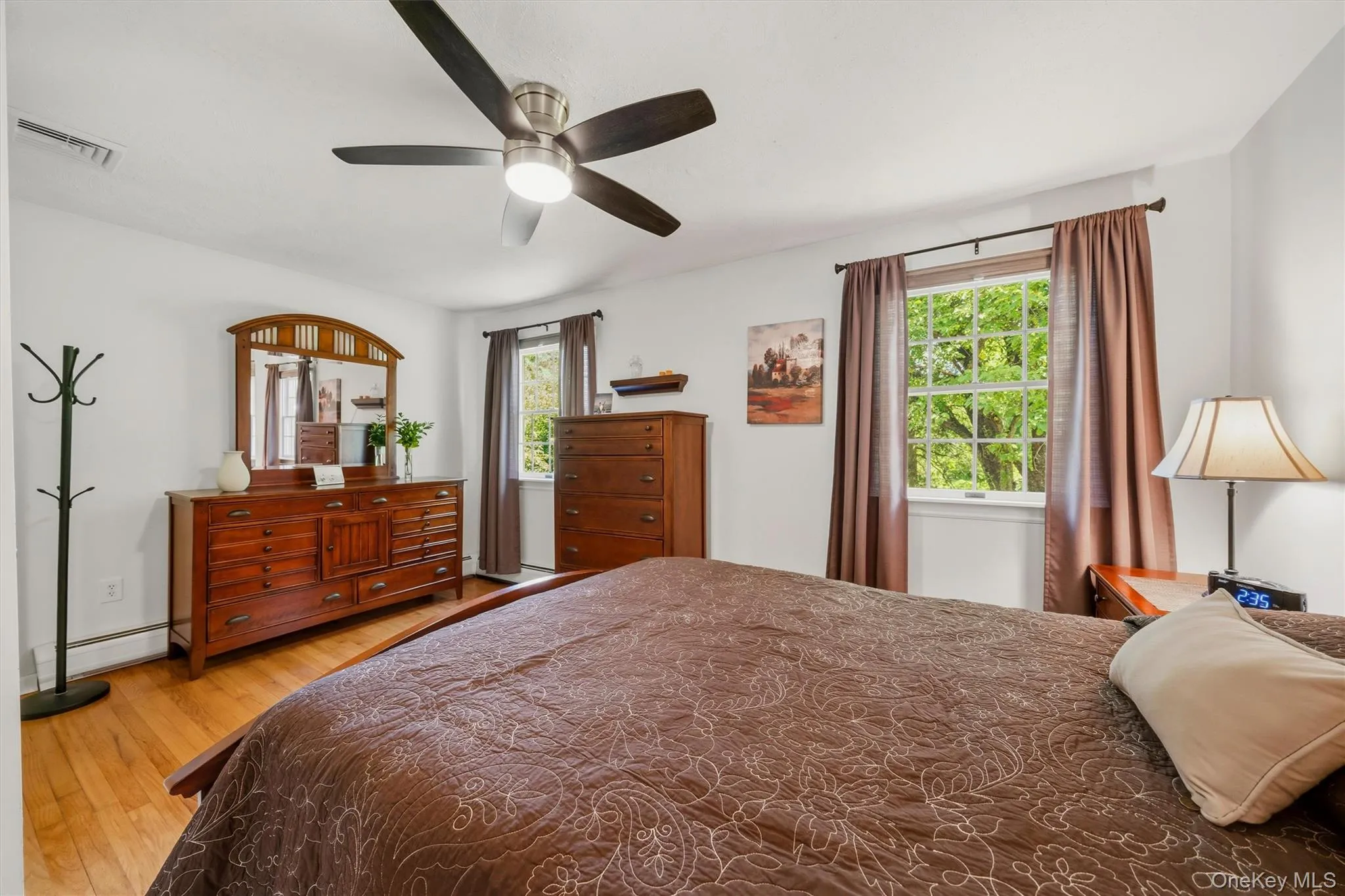 18 Maureen Lane, Middletown, NY, 4 Bedrooms Bedrooms, 7 Rooms Rooms,2 BathroomsBathrooms,Residential,For Rent,Maureen,0,1014474 18 Maureen Lane, Middletown, NY, 4 Bedrooms Bedrooms, 7 Rooms Rooms,2 BathroomsBathrooms,Residential,For Rent,Maureen,0,1014474