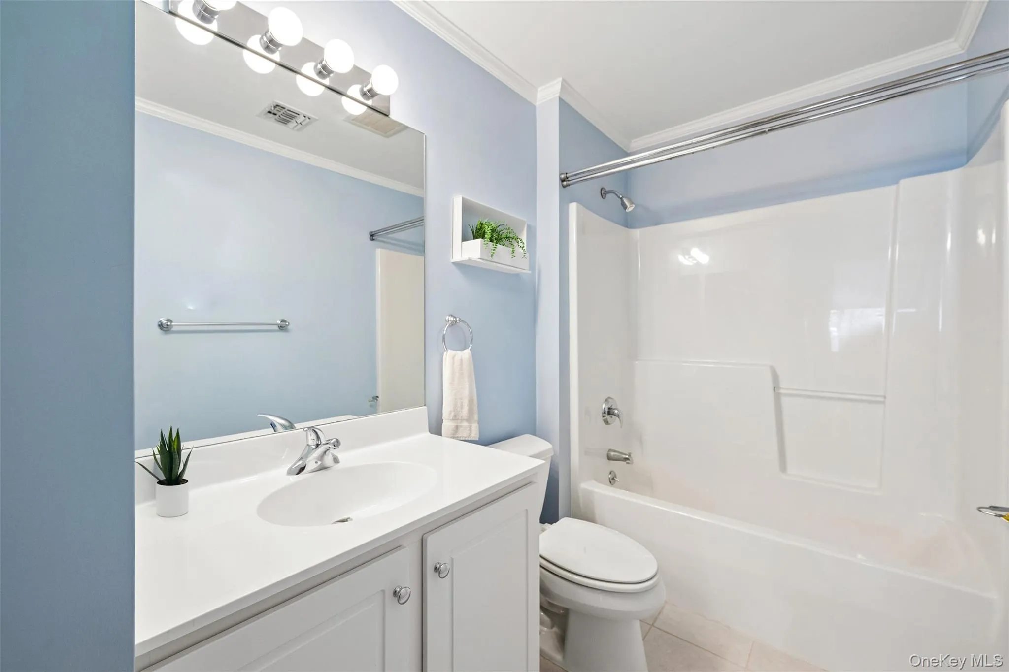 176 Melody Court, Brookhaven, NY, 2 Bedrooms Bedrooms, 10 Rooms Rooms,2 BathroomsBathrooms,Residential,For Rent,Melody,0,1014477 176 Melody Court, Brookhaven, NY, 2 Bedrooms Bedrooms, 10 Rooms Rooms,2 BathroomsBathrooms,Residential,For Rent,Melody,0,1014477
