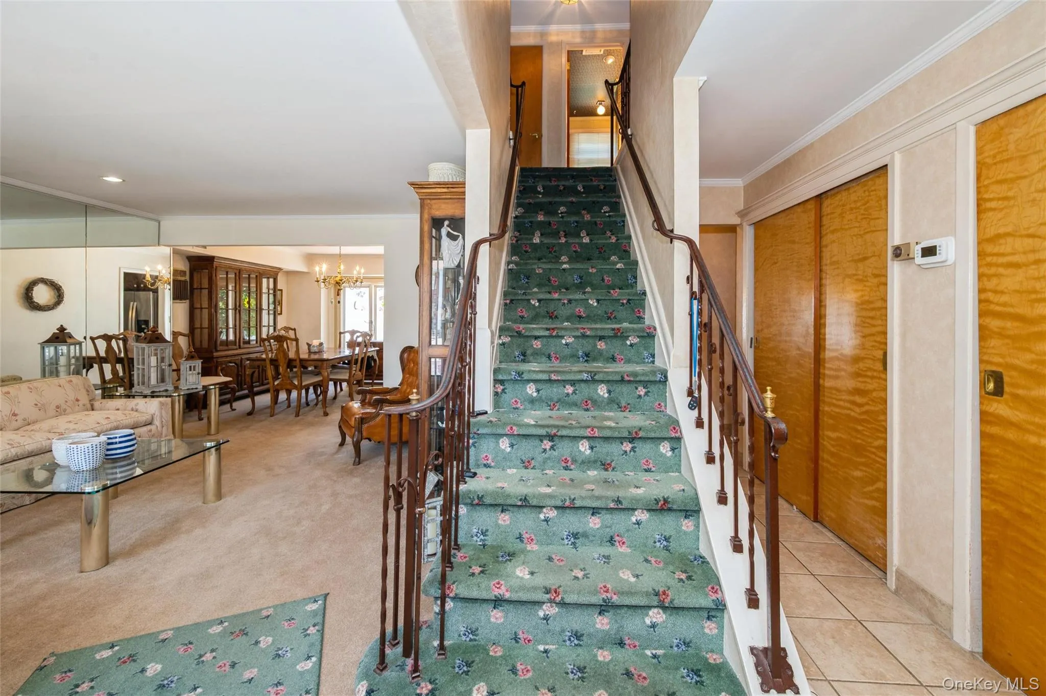14 Cary Road, North Hempstead, NY, 3 Bedrooms Bedrooms, 8 Rooms Rooms,2 BathroomsBathrooms,Residential,For Rent,Cary,0,1014479 14 Cary Road, North Hempstead, NY, 3 Bedrooms Bedrooms, 8 Rooms Rooms,2 BathroomsBathrooms,Residential,For Rent,Cary,0,1014479