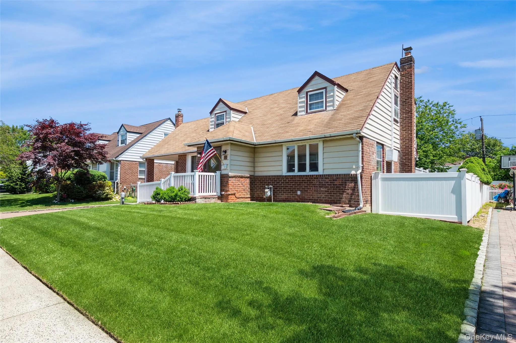 14 Cary Road, North Hempstead, NY, 3 Bedrooms Bedrooms, 8 Rooms Rooms,2 BathroomsBathrooms,Residential,For Rent,Cary,0,1014479 14 Cary Road, North Hempstead, NY, 3 Bedrooms Bedrooms, 8 Rooms Rooms,2 BathroomsBathrooms,Residential,For Rent,Cary,0,1014479