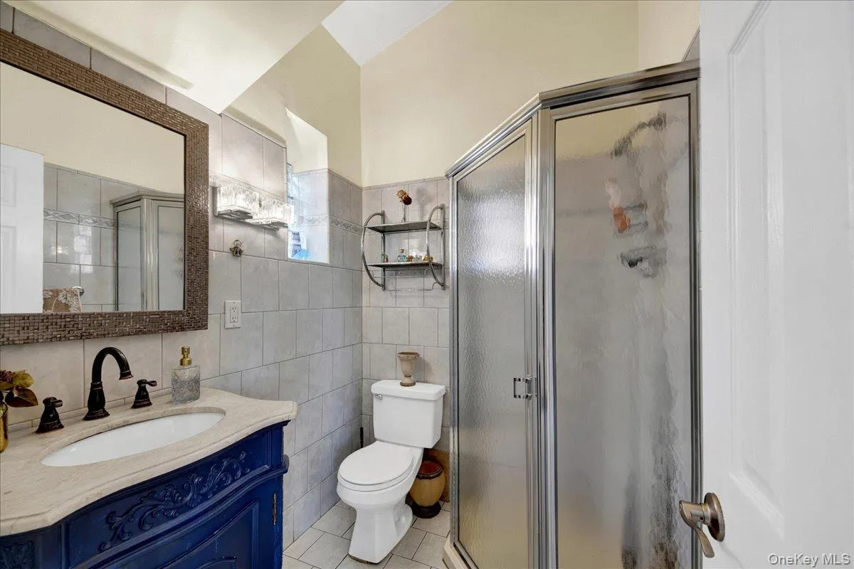 Main floor full bath Main floor full bath