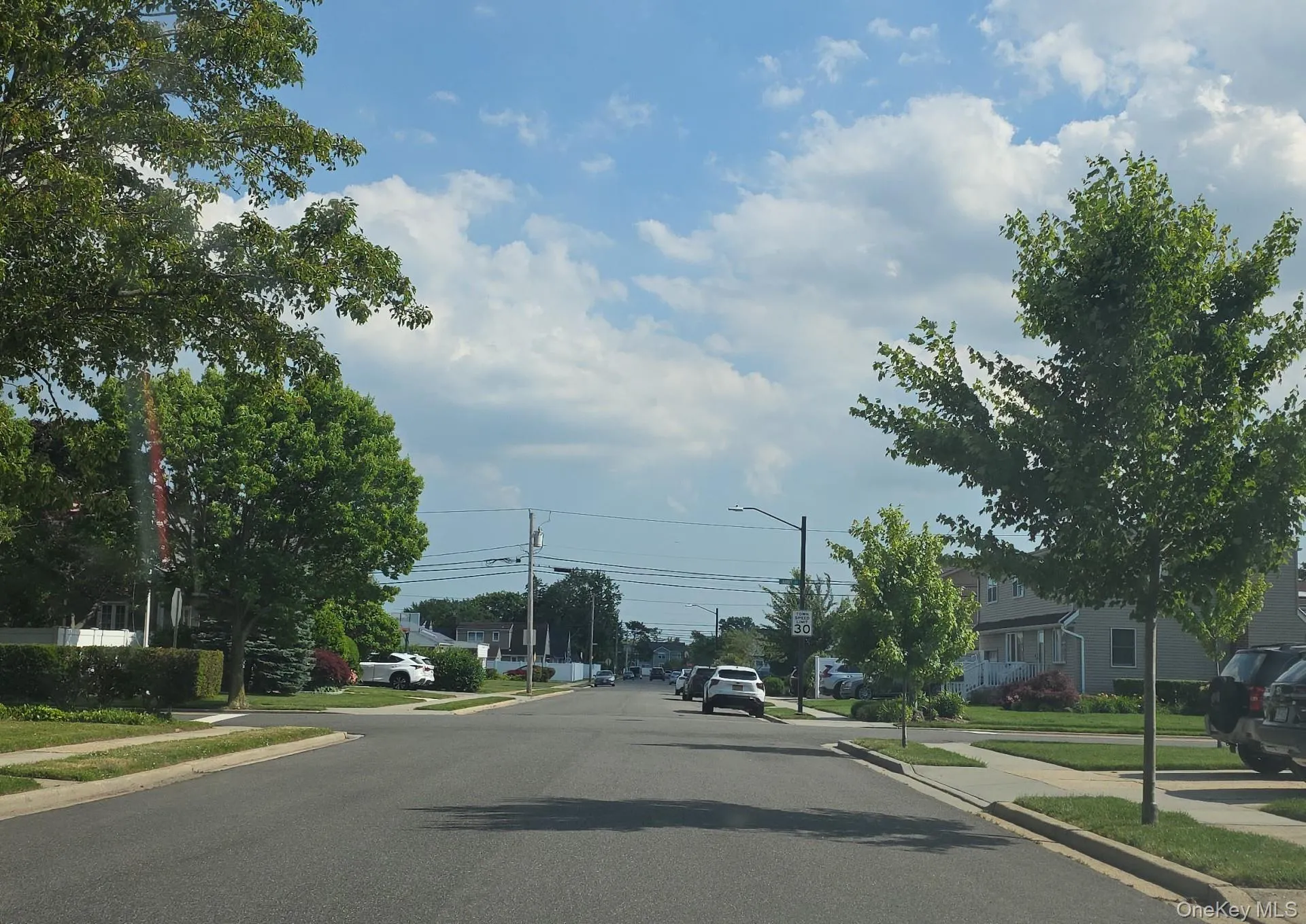 80 Elmwood Street, Oyster Bay, NY, 3 Bedrooms Bedrooms, 8 Rooms Rooms,4 BathroomsBathrooms,Residential,For Rent,Elmwood,0,1014482 80 Elmwood Street, Oyster Bay, NY, 3 Bedrooms Bedrooms, 8 Rooms Rooms,4 BathroomsBathrooms,Residential,For Rent,Elmwood,0,1014482