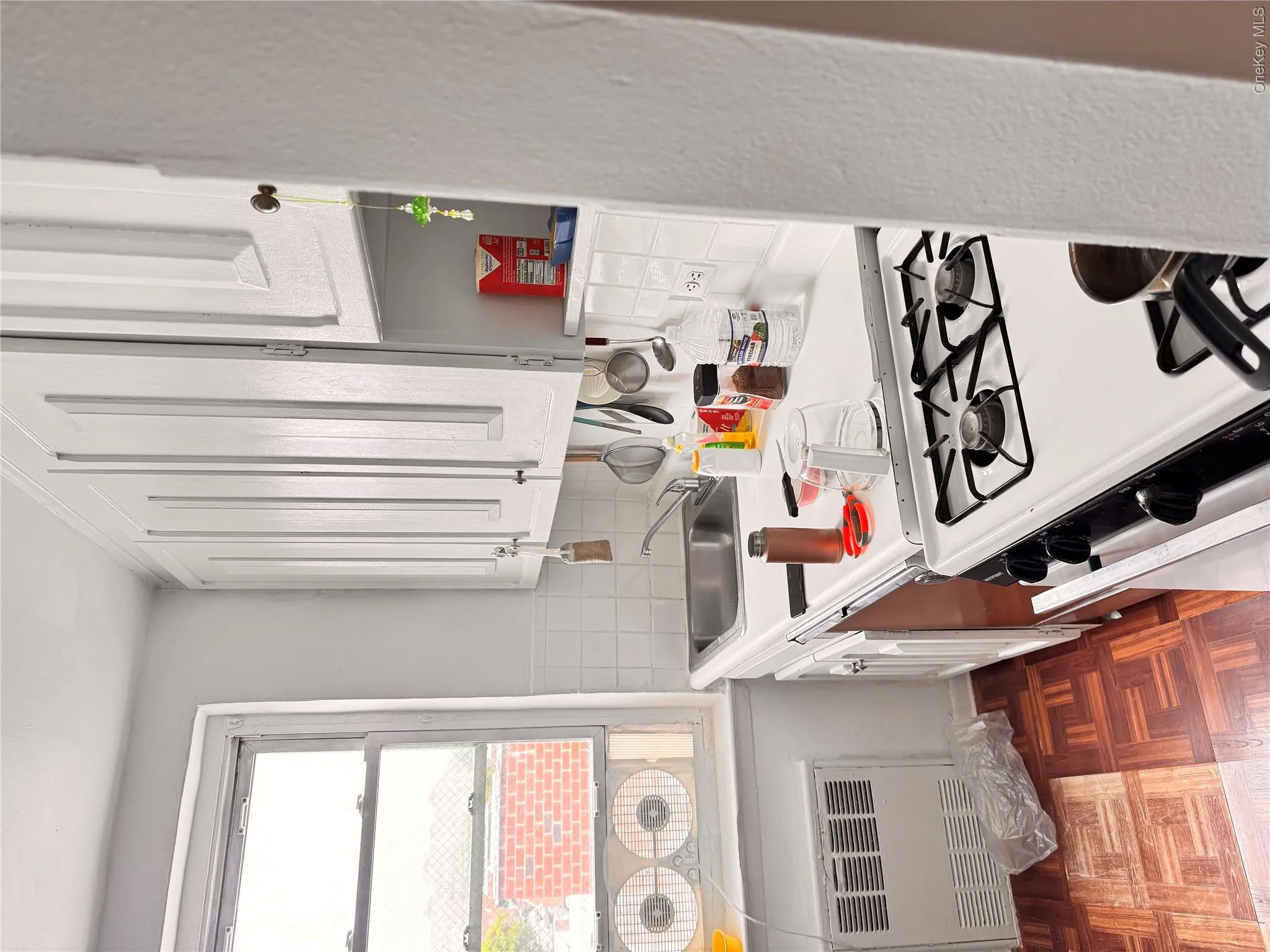 144-24 37 Avenue, New York, NY, 1 Bedroom Bedrooms, 3 Rooms Rooms,1 BathroomBathrooms,Residential,For Rent,37,0,1014483 144-24 37 Avenue, New York, NY, 1 Bedroom Bedrooms, 3 Rooms Rooms,1 BathroomBathrooms,Residential,For Rent,37,0,1014483