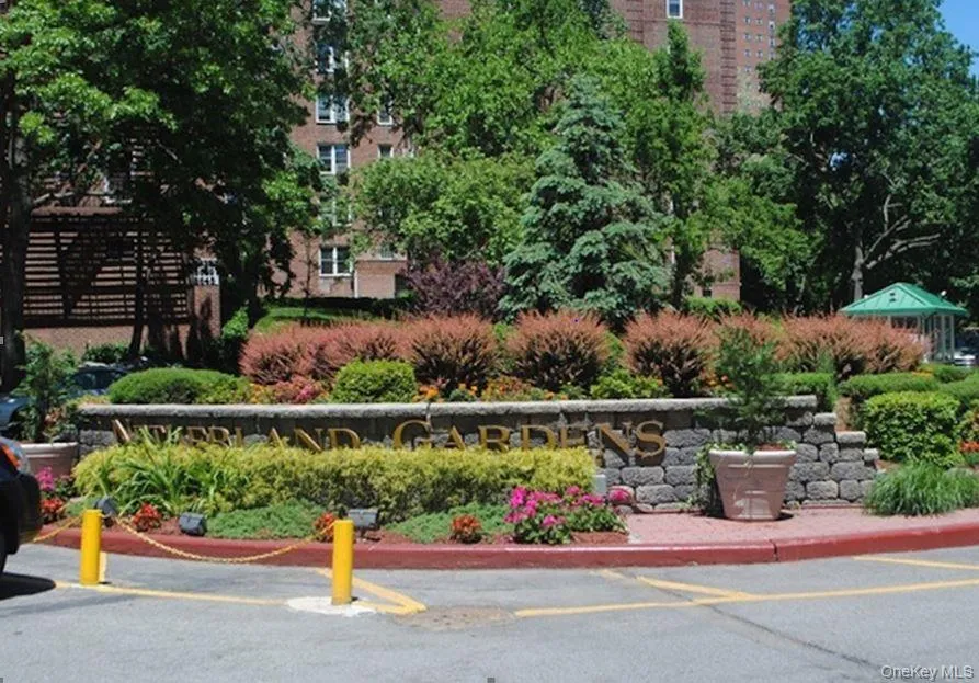 5620 Netherland Avenue, New York, NY, 1 Bedroom Bedrooms, 3 Rooms Rooms,1 BathroomBathrooms,Residential,For Rent,Netherland,0,KEY1014487 5620 Netherland Avenue, New York, NY, 1 Bedroom Bedrooms, 3 Rooms Rooms,1 BathroomBathrooms,Residential,For Rent,Netherland,0,KEY1014487