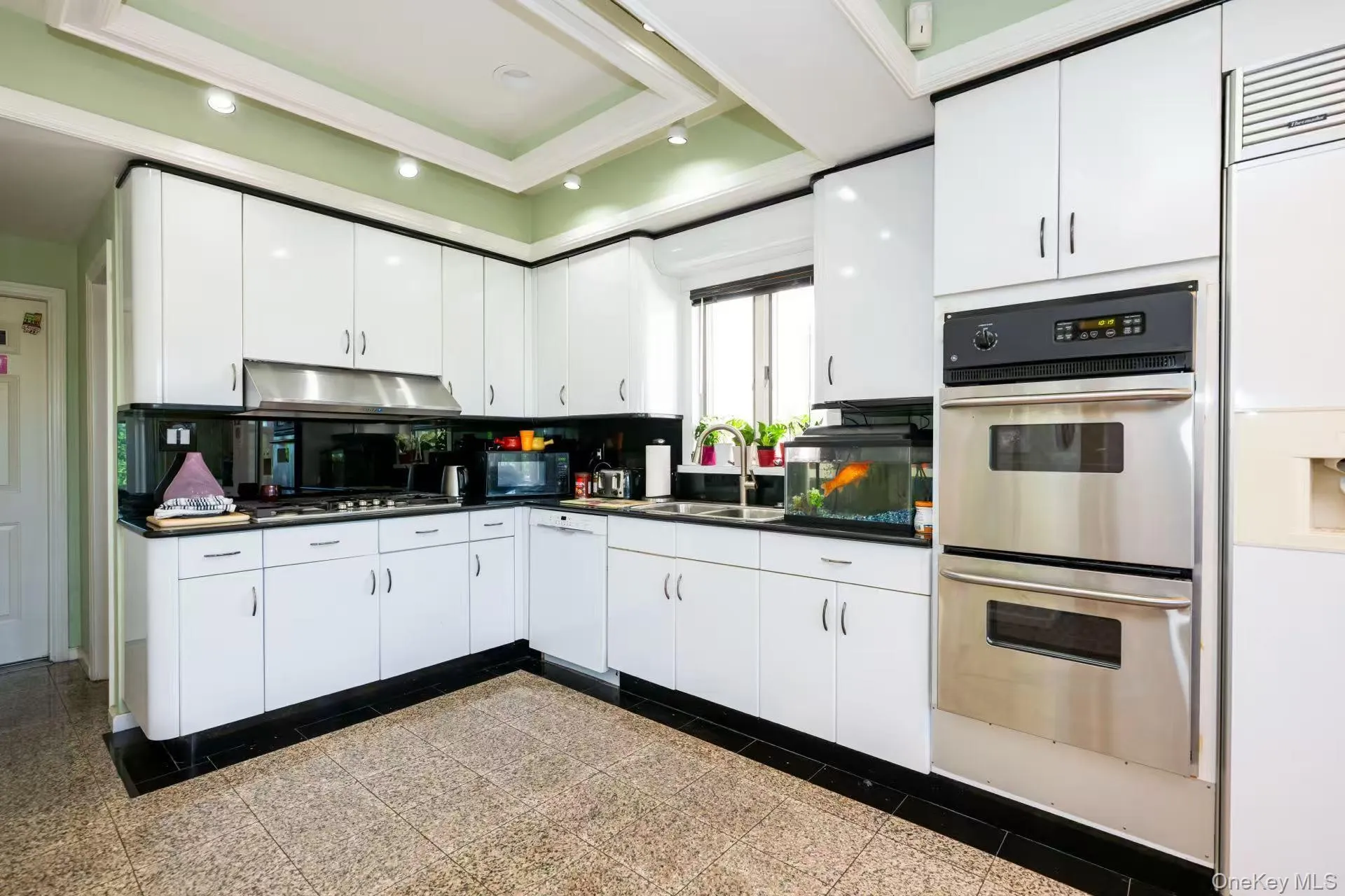 21643 28th Road, New York, NY, 5 Bedrooms Bedrooms, 14 Rooms Rooms,2 BathroomsBathrooms,Residential,For Rent,28th,0,1014491 21643 28th Road, New York, NY, 5 Bedrooms Bedrooms, 14 Rooms Rooms,2 BathroomsBathrooms,Residential,For Rent,28th,0,1014491