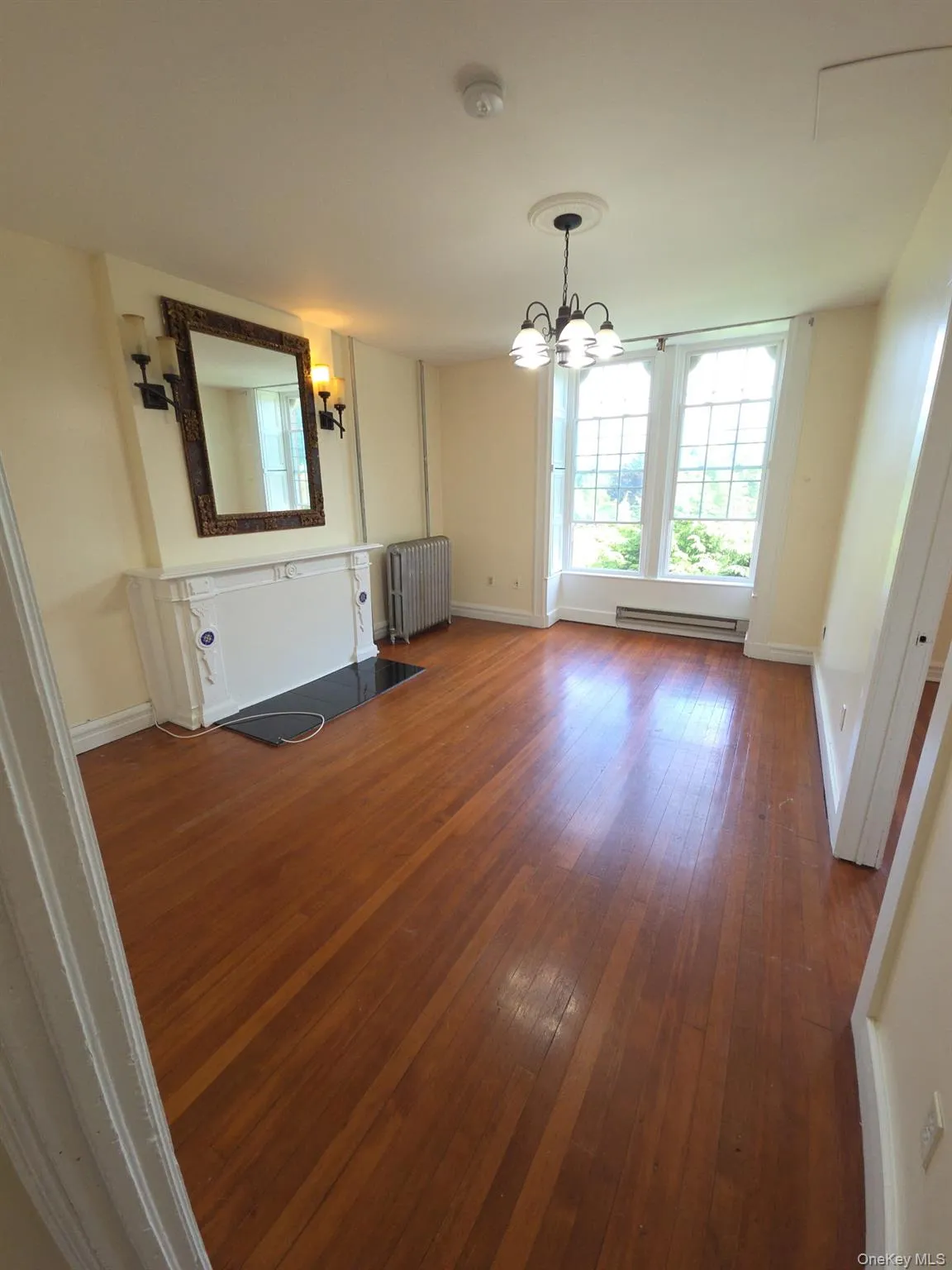 6 6 EASTMAN Terrace, Poughkeepsie, NY, 2 Bedrooms Bedrooms, 5 Rooms Rooms,1 BathroomBathrooms,Residential Lease,For Rent,6 EASTMAN,0,1014492 6 6 EASTMAN Terrace, Poughkeepsie, NY, 2 Bedrooms Bedrooms, 5 Rooms Rooms,1 BathroomBathrooms,Residential Lease,For Rent,6 EASTMAN,0,1014492