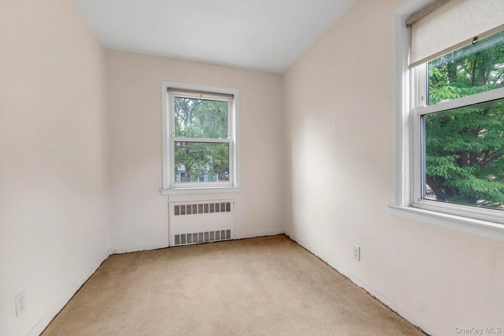 141-03 Hoover Avenue, New York, NY, 3 Bedrooms Bedrooms, 7 Rooms Rooms,1 BathroomBathrooms,Residential,For Rent,Hoover,0,1014494 141-03 Hoover Avenue, New York, NY, 3 Bedrooms Bedrooms, 7 Rooms Rooms,1 BathroomBathrooms,Residential,For Rent,Hoover,0,1014494