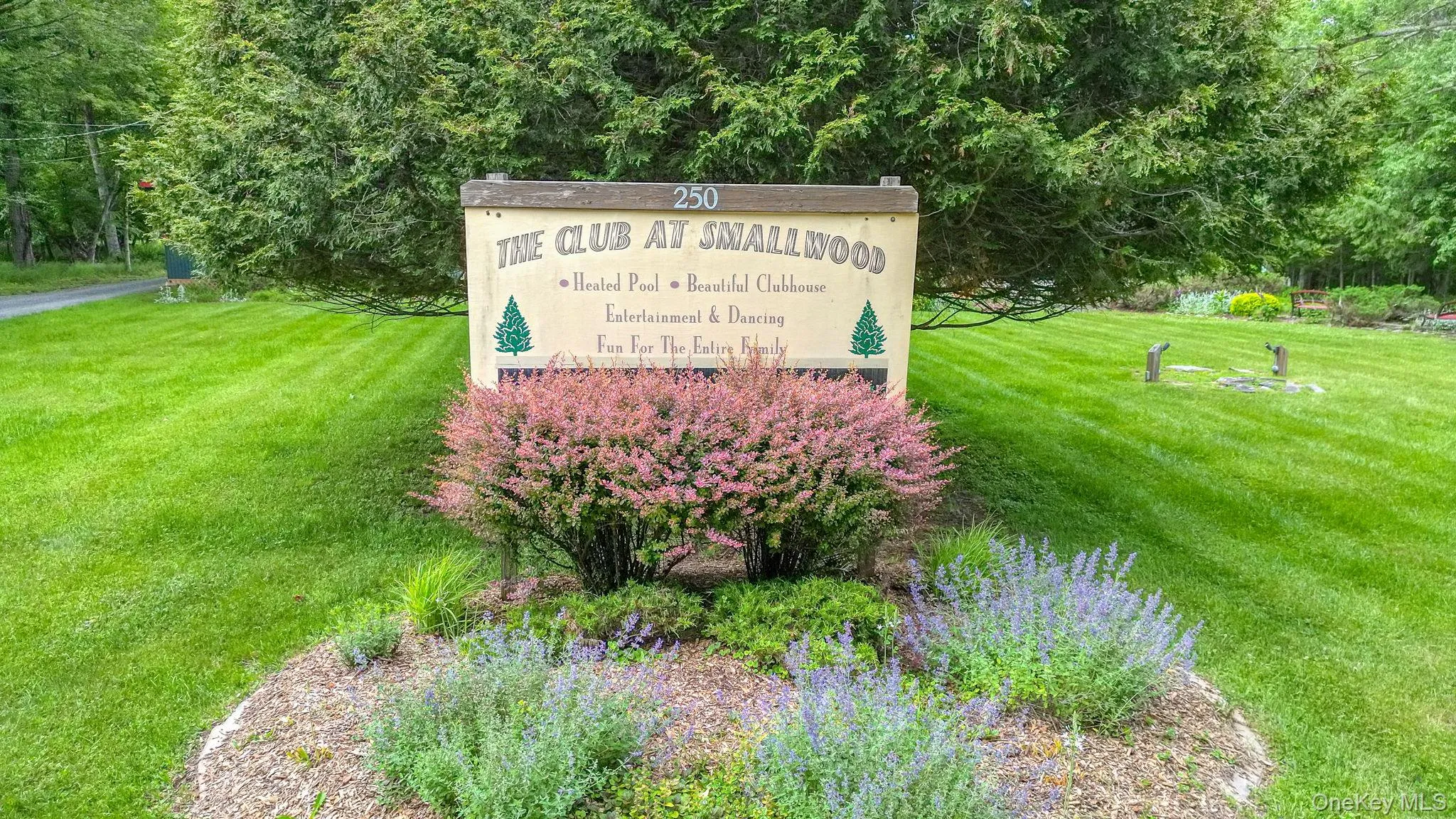 22 Ballard Street, Bethel, NY, 4 Bedrooms Bedrooms, 7 Rooms Rooms,3 BathroomsBathrooms,Residential,For Rent,Ballard,0,1014498 22 Ballard Street, Bethel, NY, 4 Bedrooms Bedrooms, 7 Rooms Rooms,3 BathroomsBathrooms,Residential,For Rent,Ballard,0,1014498